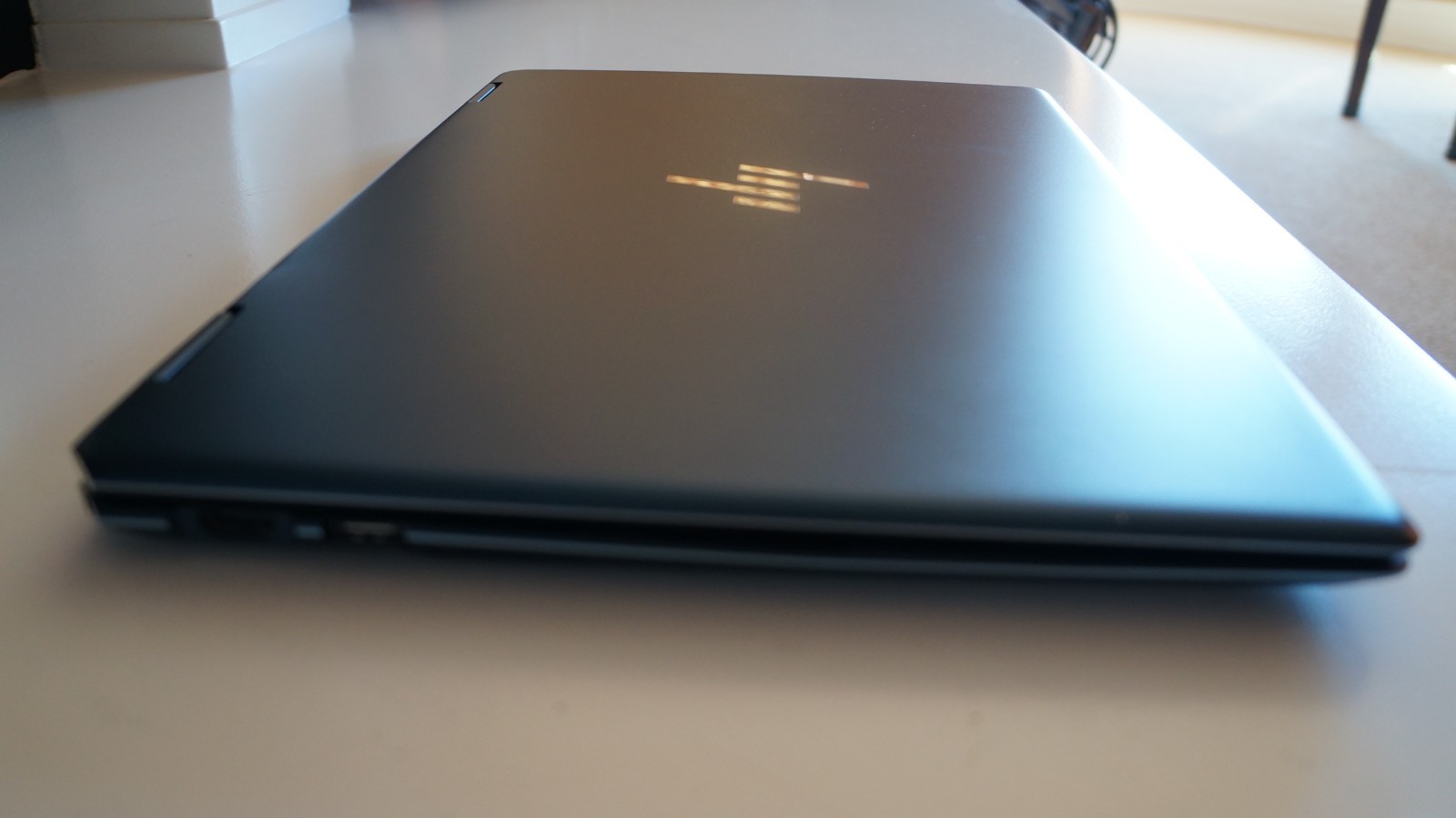 HP Spectre x360 16-F0013DX i7-11390H 16GB RAM 256GB SSD 4K – Blue. READ Careful.