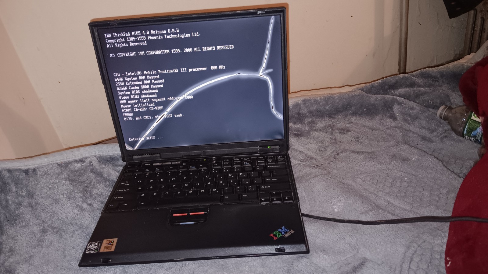 Vintage IBM Thinkpad T21 L aptop Intel P3 @ 800 MHz 256 MB of ram IBM Type 2647