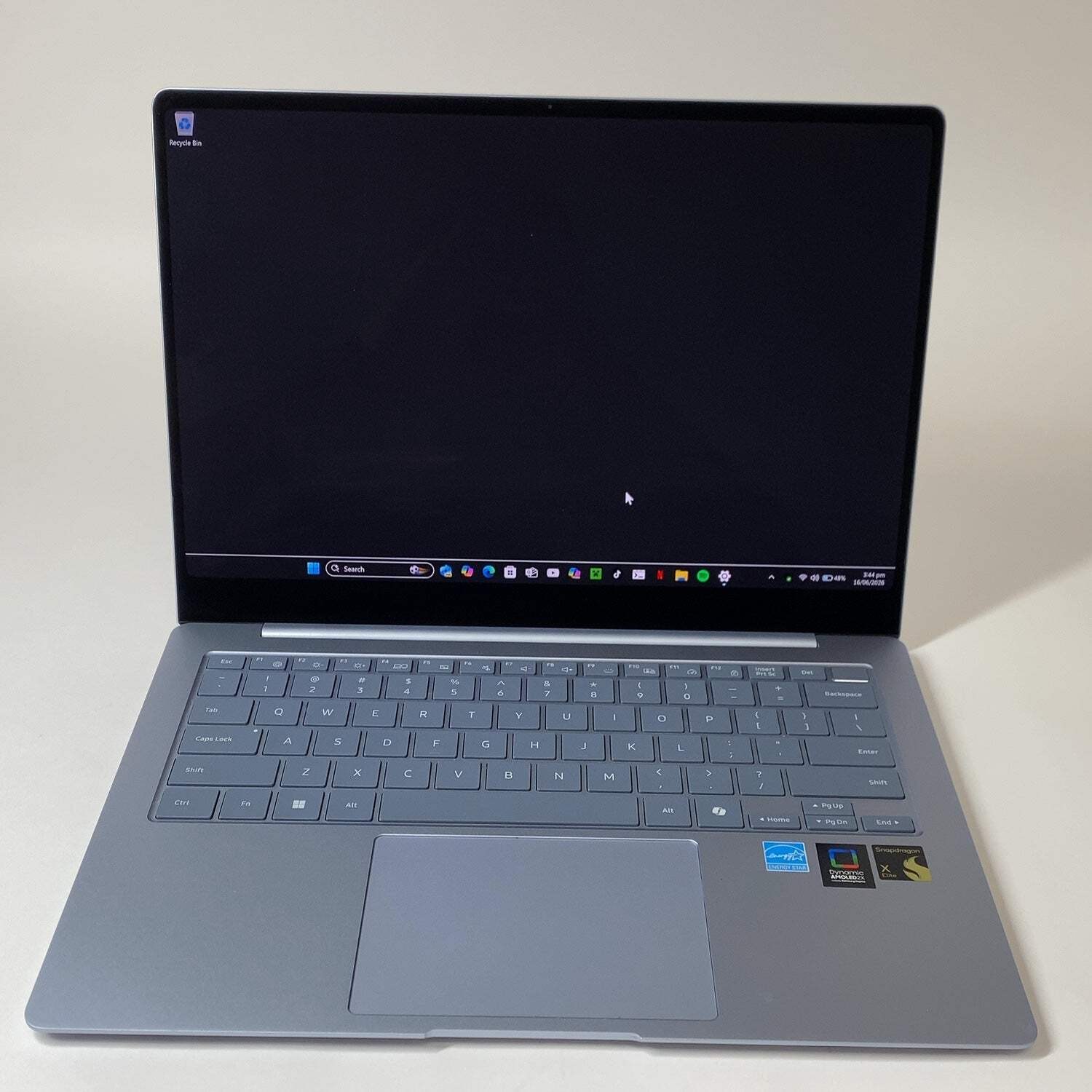 Samsung Galaxy Book4 Edge NP940XMA 14″ Snapdragon X Elite 16GB RAM 512GB SSD