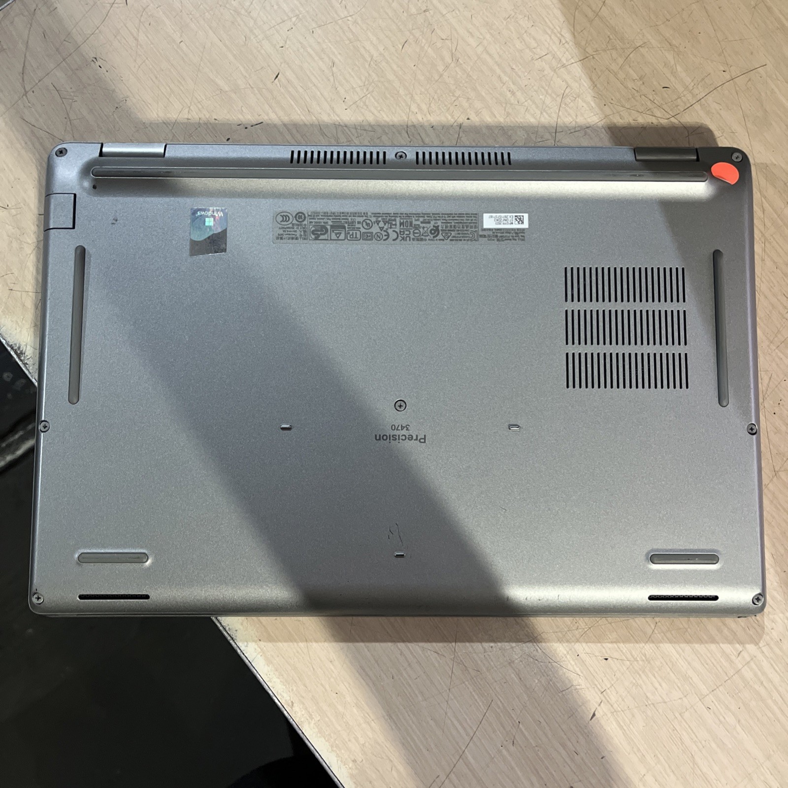DELL PRECISION 3470 INTEL CORE I5-1250P 16GB RAM NO HD +