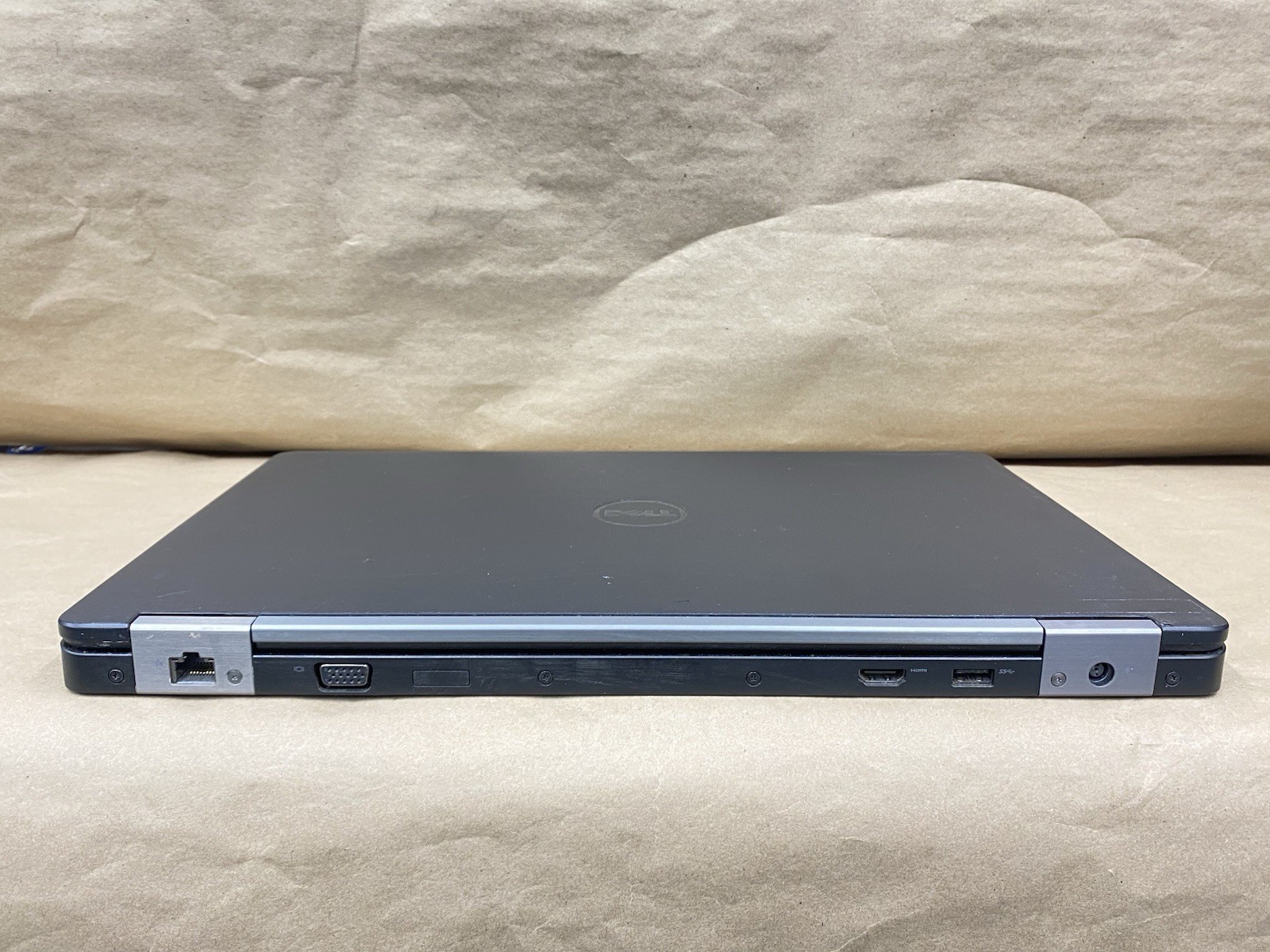 Dell Latitude E5570 – 15.5′ FHD – i5-6300U – 8GB – 256GB SSD – Win 10 Pro – READ