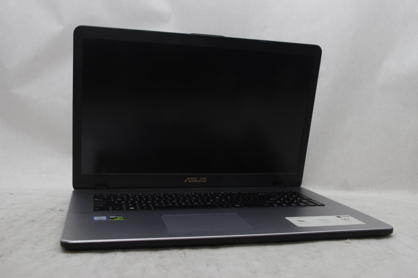 ASUS VivoBook Pro 17 17″ Laptop i7-8550U 16 GB RAM 256 GB SSD Win 11 No Charger