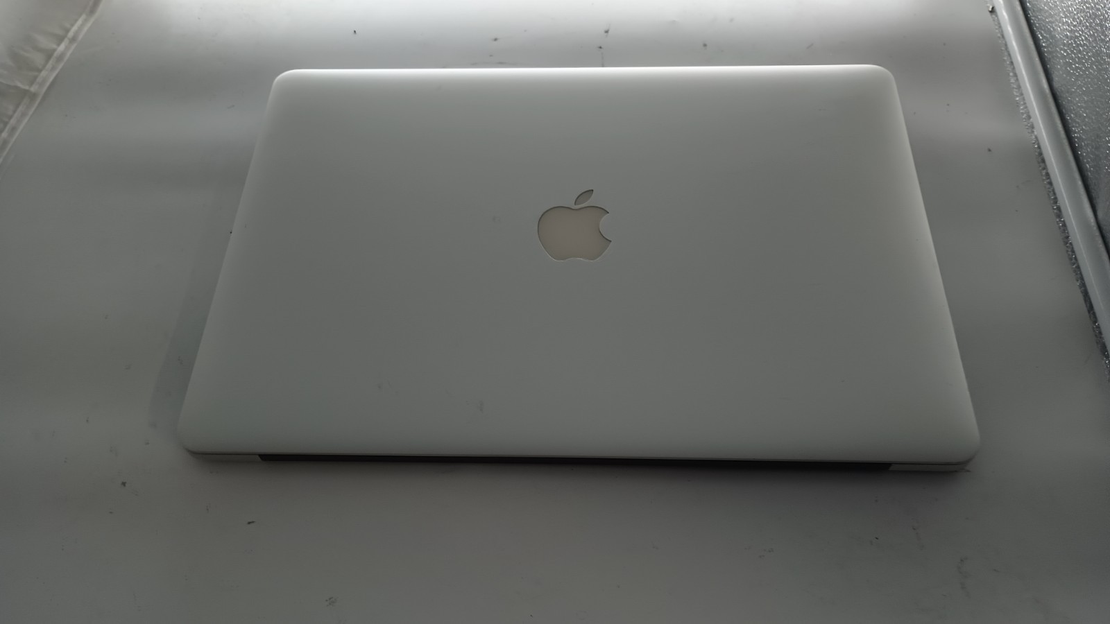 MacBookPro w/charger.i7-3720QM(4cores)Nvidia.16GB.256GB SSD.15.4″Retina.mac OS.