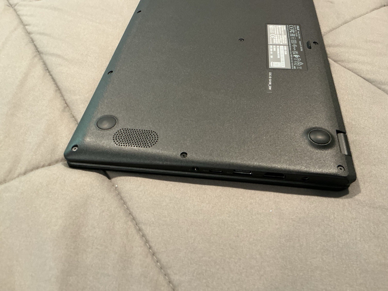 Asus Notebook PC Model E410K Used With Charging Cable And Case