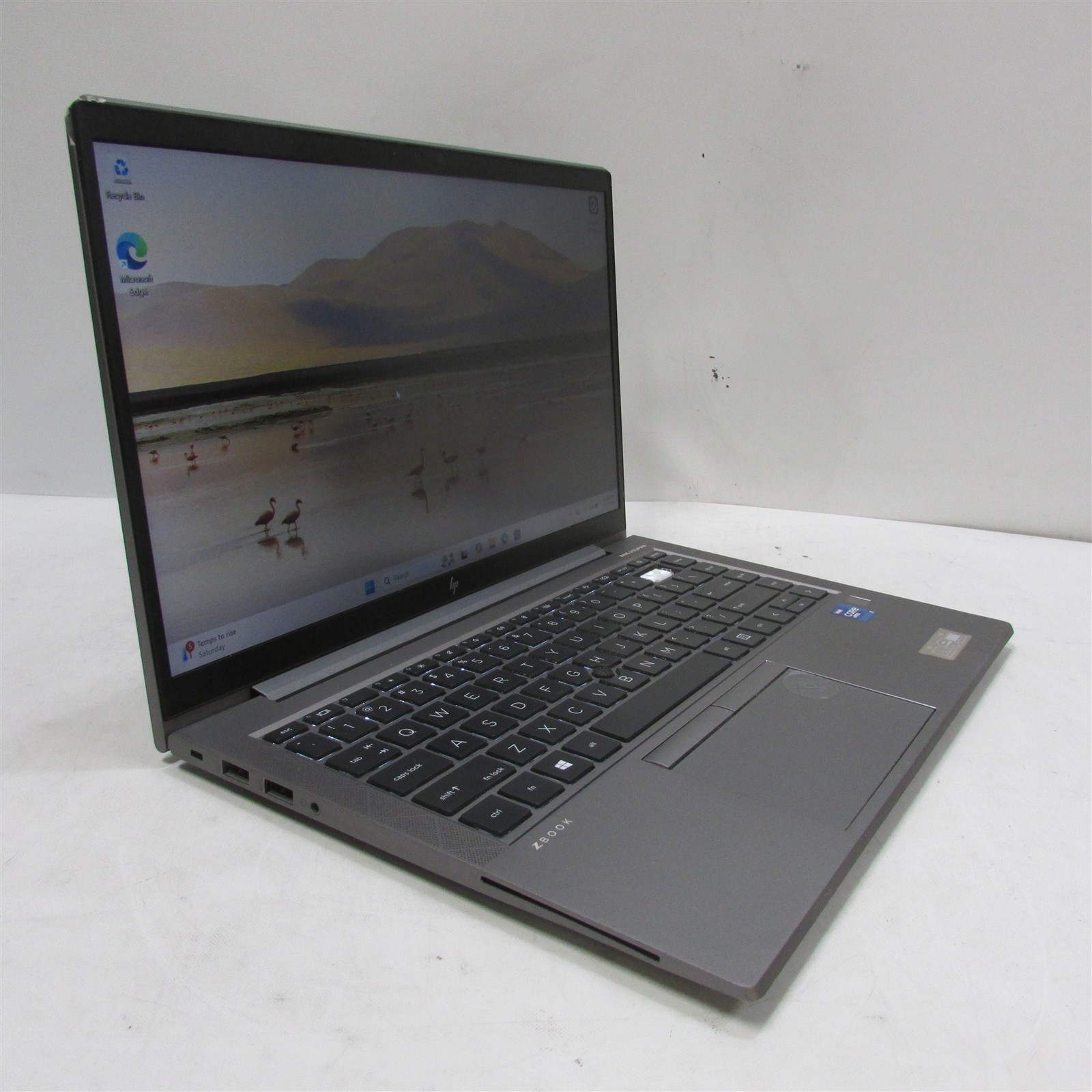 HP ZBook Firefly 14 G8 i7-1185G7 3.0GHz 16GB 512GB NVME 14″ W11 Pro MISS KEY/DMG