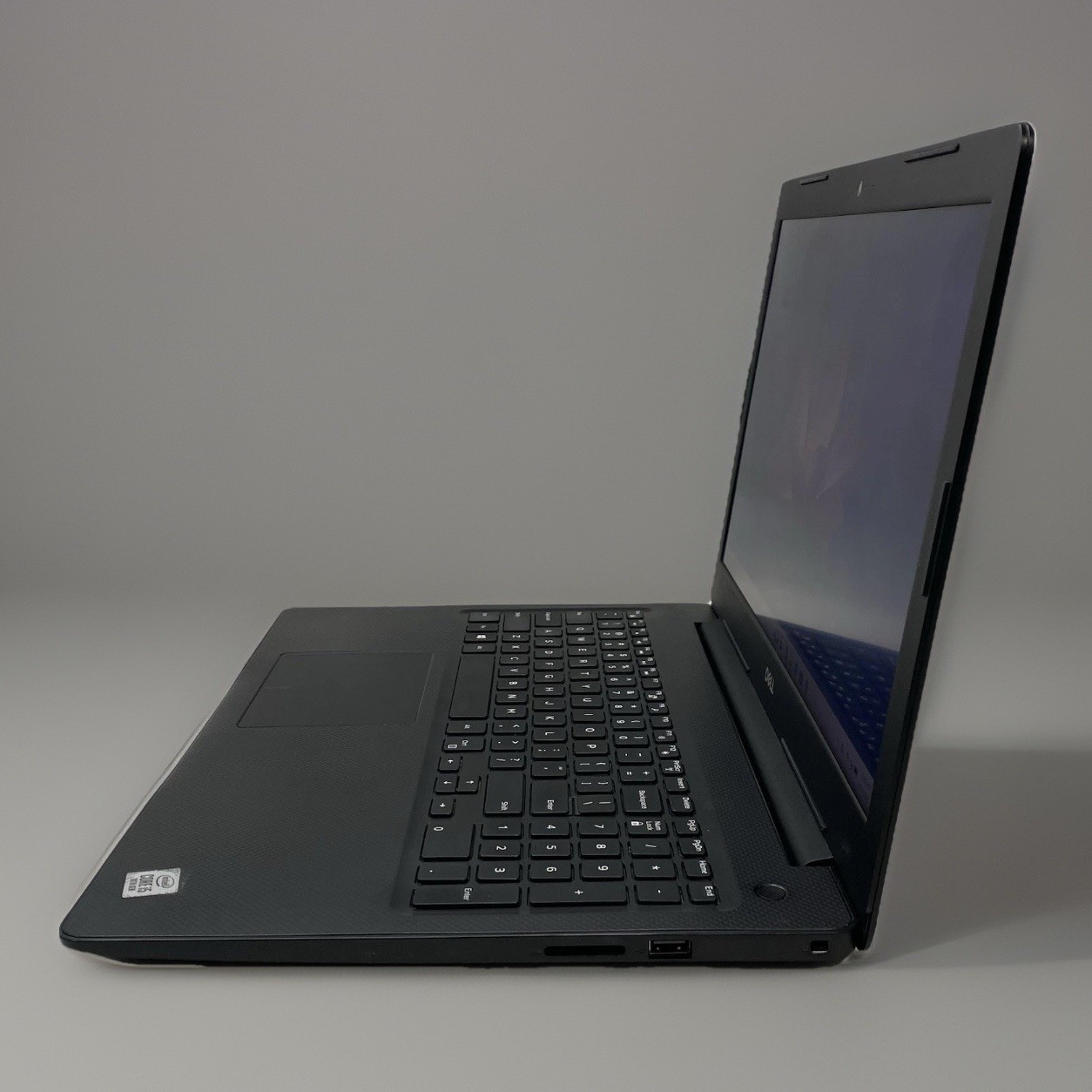 Dell Vostro 3590 15.6″ Core i5-10210U @ 1.60GHz 8GB RAM 256GB SSD Windows 11 Pro