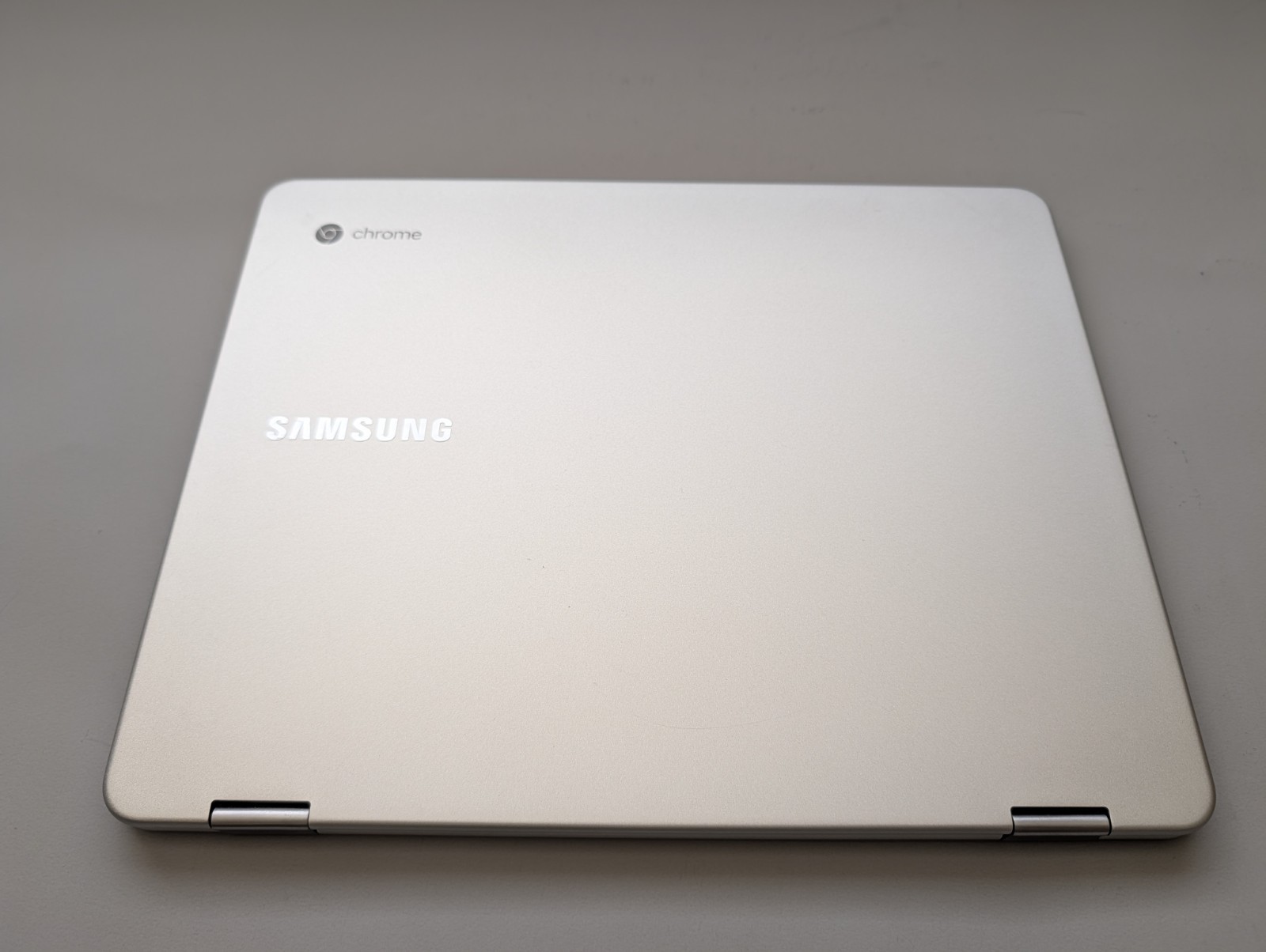 SAMSUNG Chromebook Plus 12.3-Inch (32GB, ARM Cortex-A Series, 2GHz, 4GB) Laptop