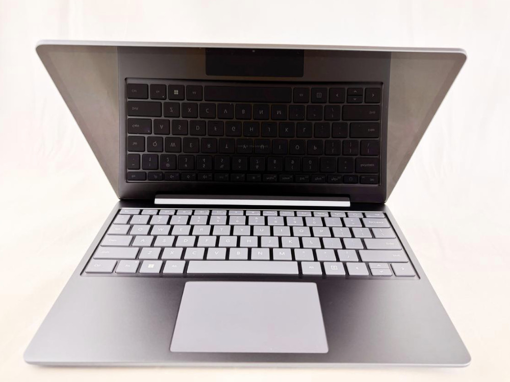 Used Very Good Microsoft Surface Laptop Go 3 – i5/8GB/256GB – Ice Blue