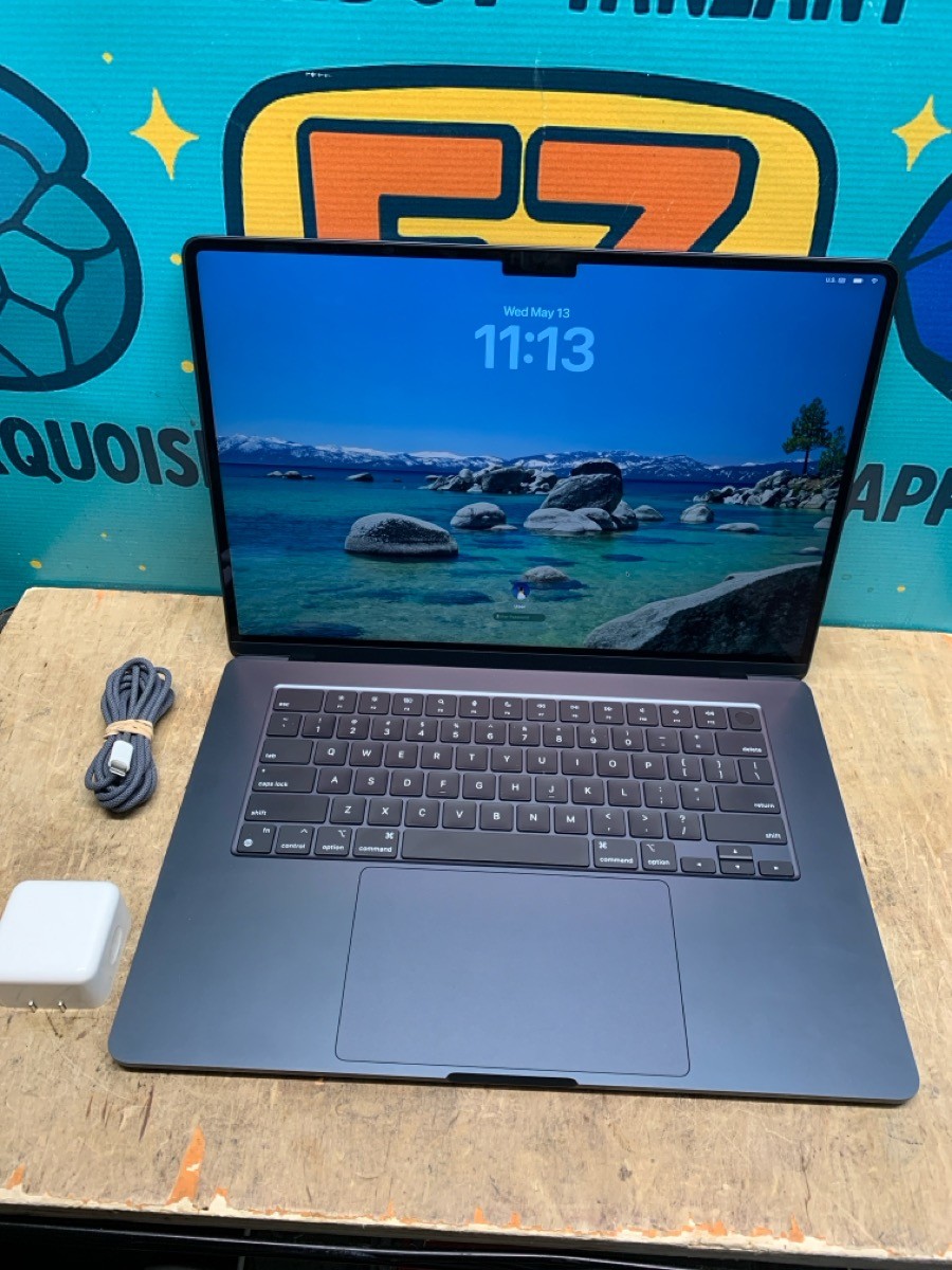 Apple MacBook Air 2024 A3113 13in M3 8 Core GPU 8GB RAM 256GB SSD (E10050115)
