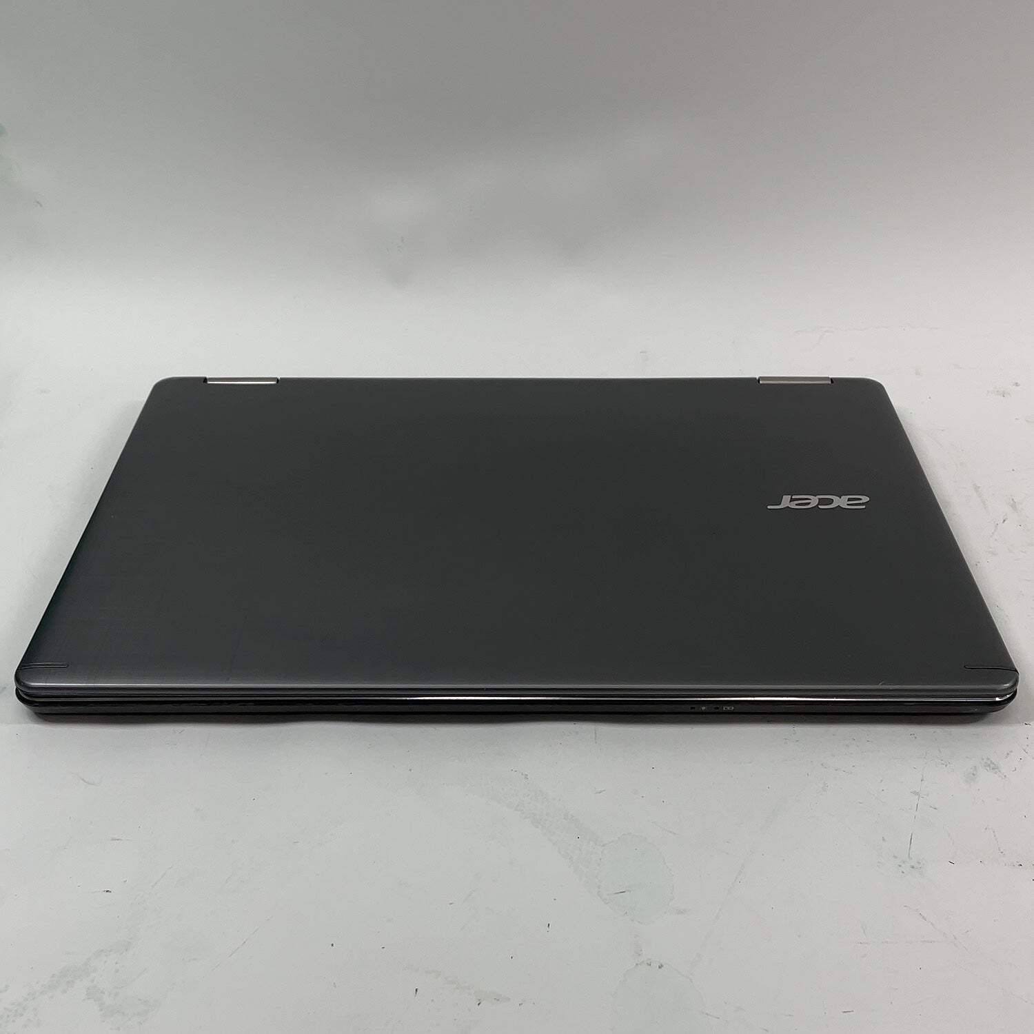 Broken Acer Aspire R5-571T 15.6″ i5-6200U 2.5GHz 8GB RAM 1TB HDD Bad Speakers