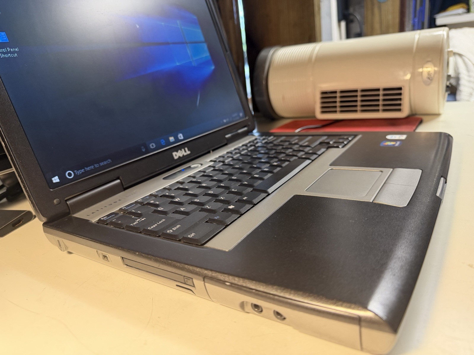 Dell Latittude D520 Laptop Win10pro64