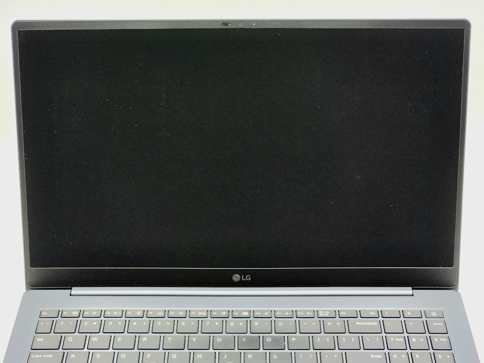 LG gram SuperSlim 15″ FHD ULTRA 7 155H 512GB SSD 16GB W11 Webcam Backlit IRCam