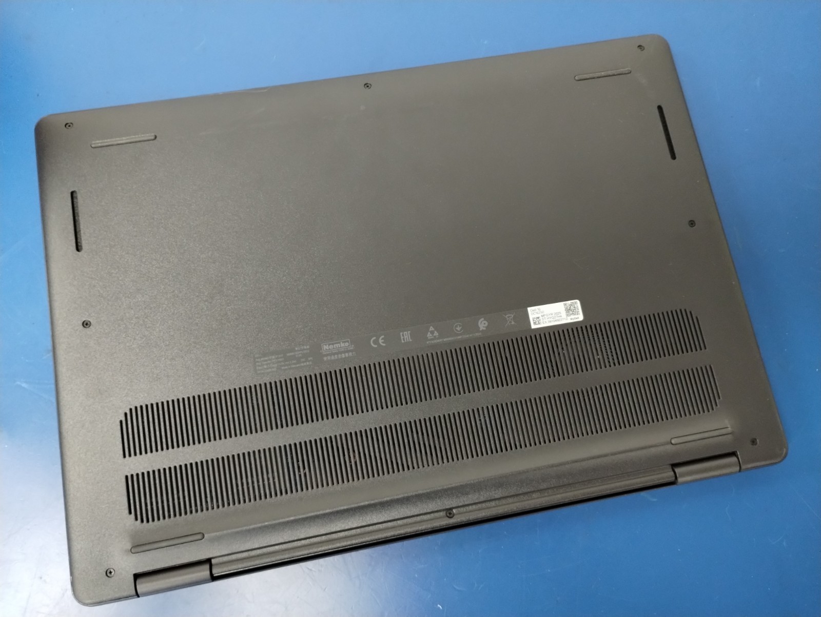 DELL 16 DC16250 MRYT3, Intel Core 7-150U, 1.80 GHz, 16 GB RAM, 1 TB NVMe SSD