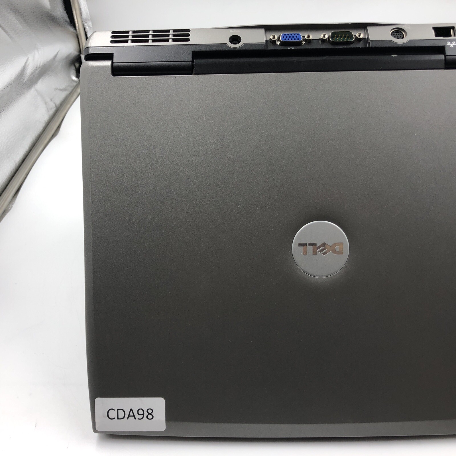 Dell Latitude D520 Laptop Intel Core 2 Duo 1.66 1GB NO HDD/OS Bad Battery (PART)