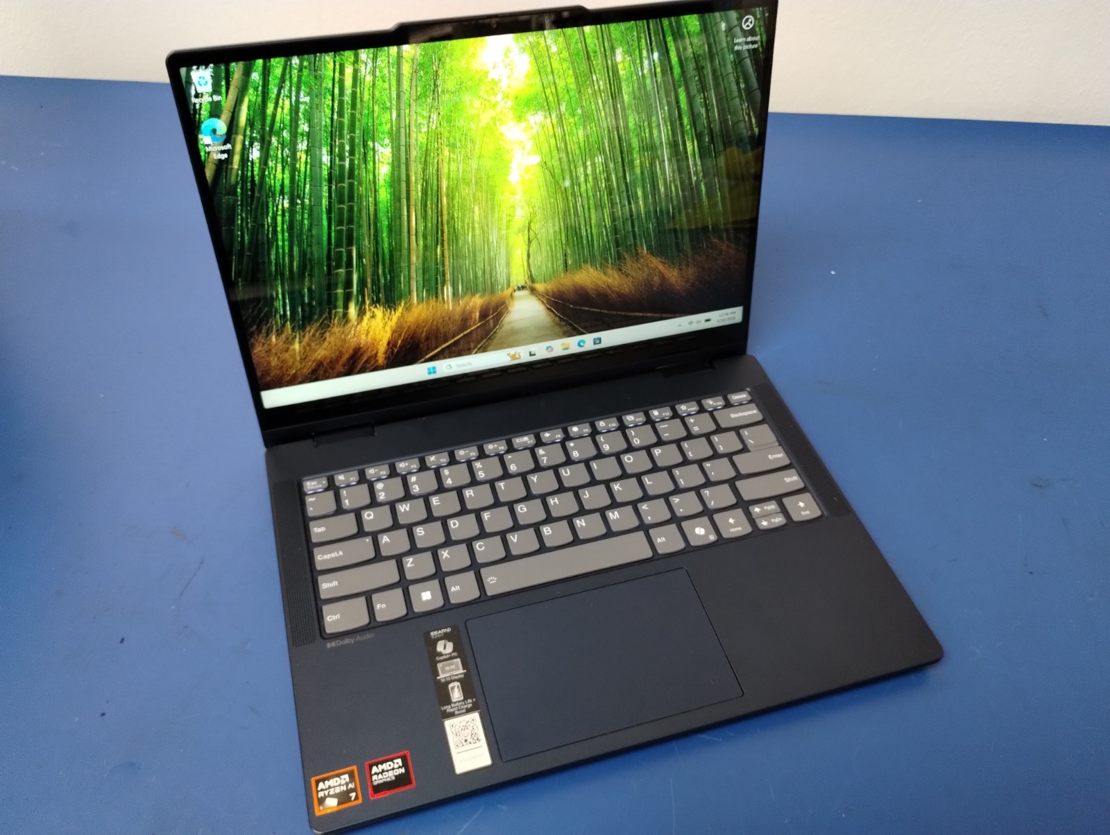 LENOVO IdeaPad 5 2-in-1 14AKP10, AMD Ryzen AI 7 350, 16 GB RAM, 1 TB NVMe SSD