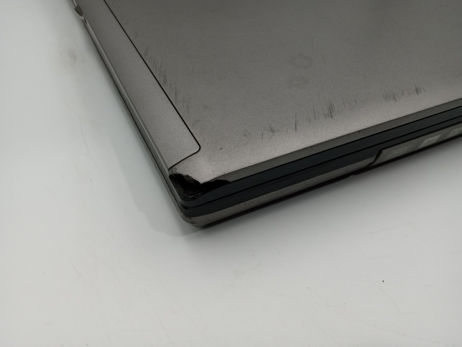 Dell D830 15″ Laptop Intel C2D 3GB RAM 320GB HDD XP RS232 -NO BATTERY -READ -RR