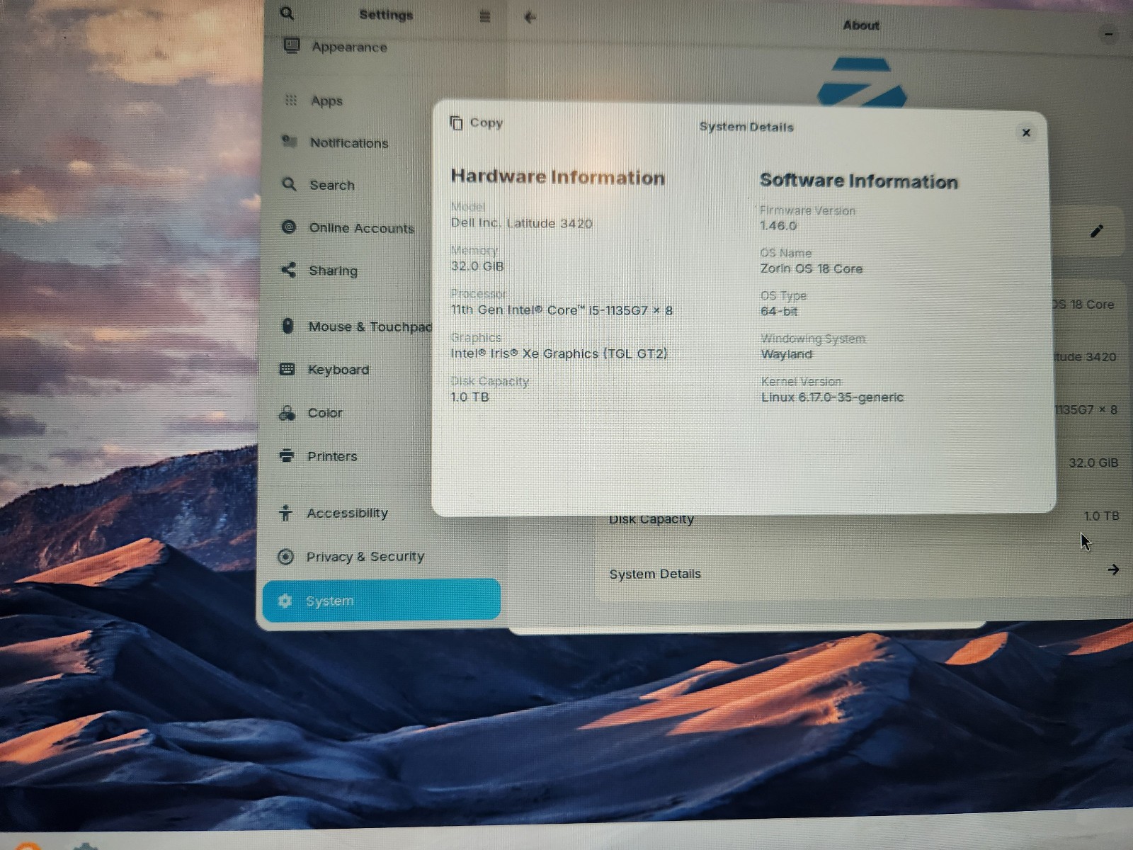 Dell Latitude 3420 14″ i5-1135G7 2.4GHz 32GB RAM 1 TB SSD Linux Zorin OS