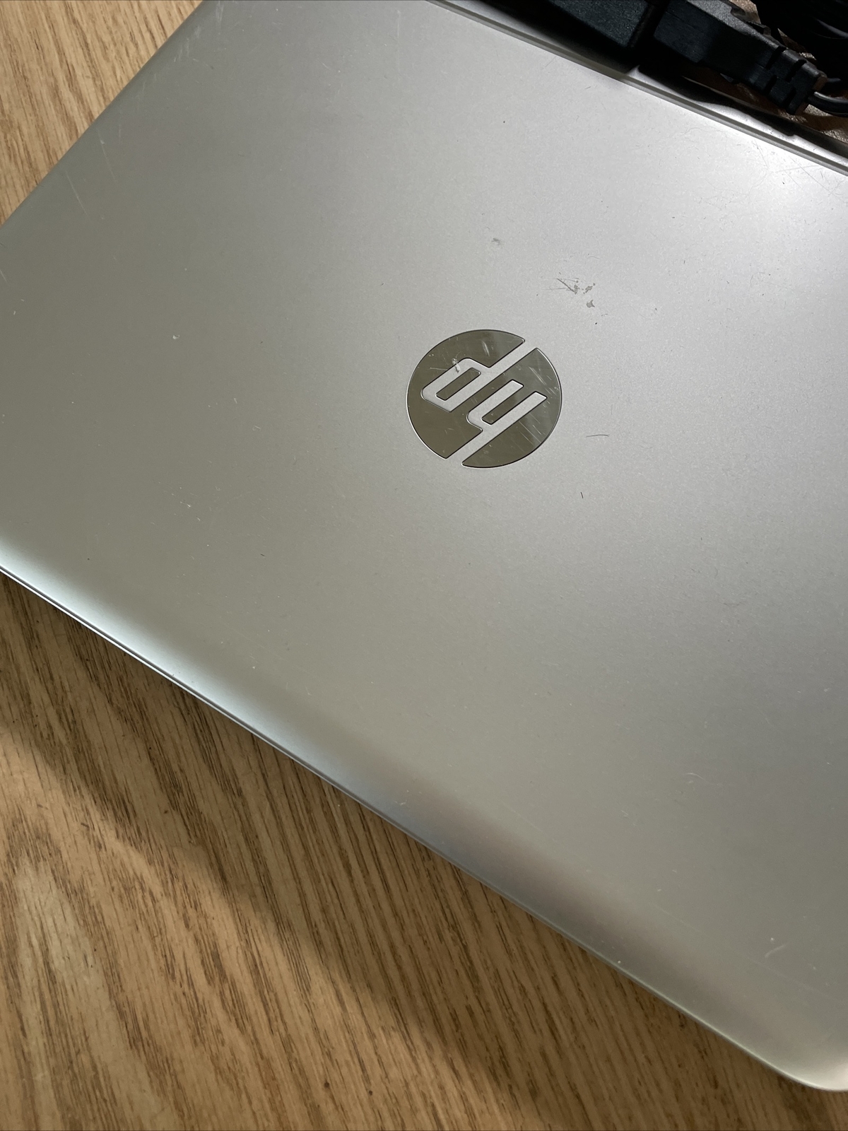 HP Pavilion TS AMD A4-1250 APU @1.0 GHz, 4 GB RAM, 500GB HDD, Touch, WIN 8.1