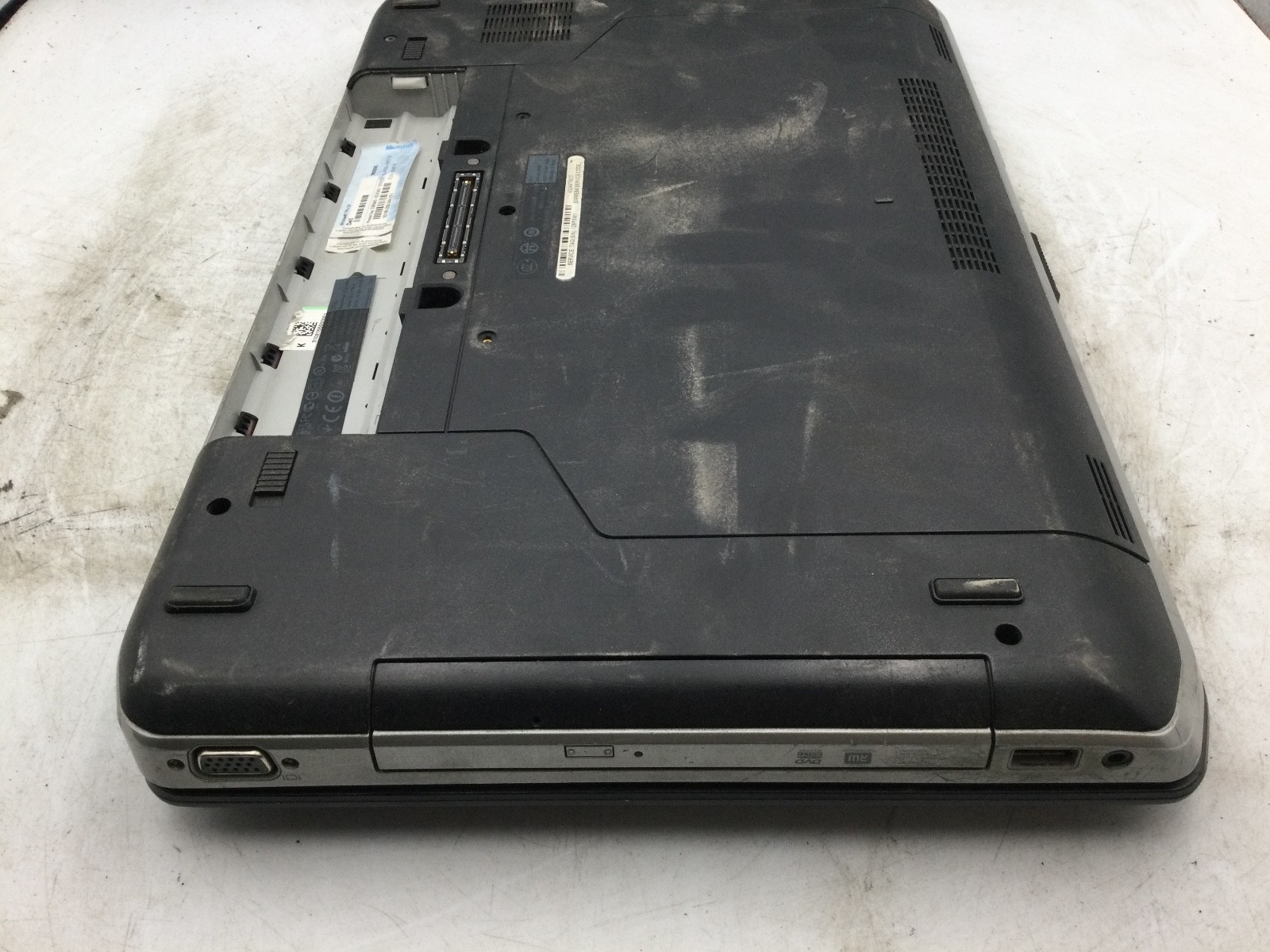 DELL LATITUDE E5530 – BOOTS TO BIOS – LOT OF 2 – INTEL I5 – 4GB RAM – 15″ – BB