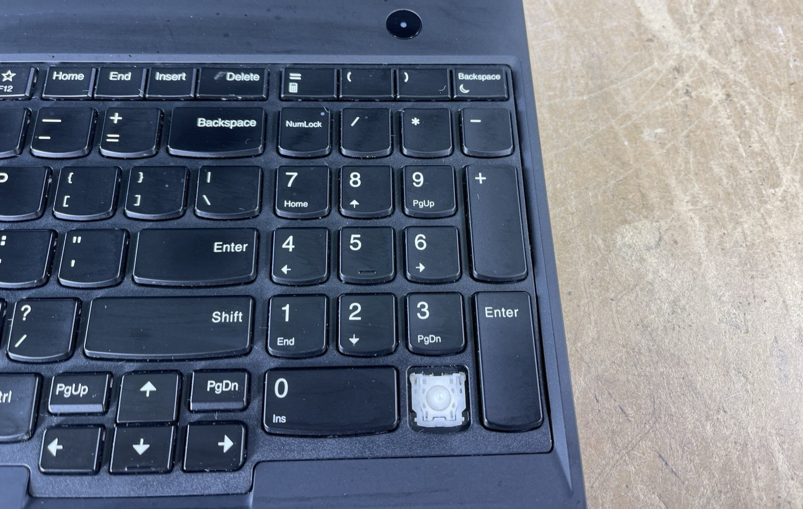 LENOVO THINKPAD T590 i7-8565U @ 1.80GHz, 16GB RAM, NO HDD/OS – (FOR PARTS)