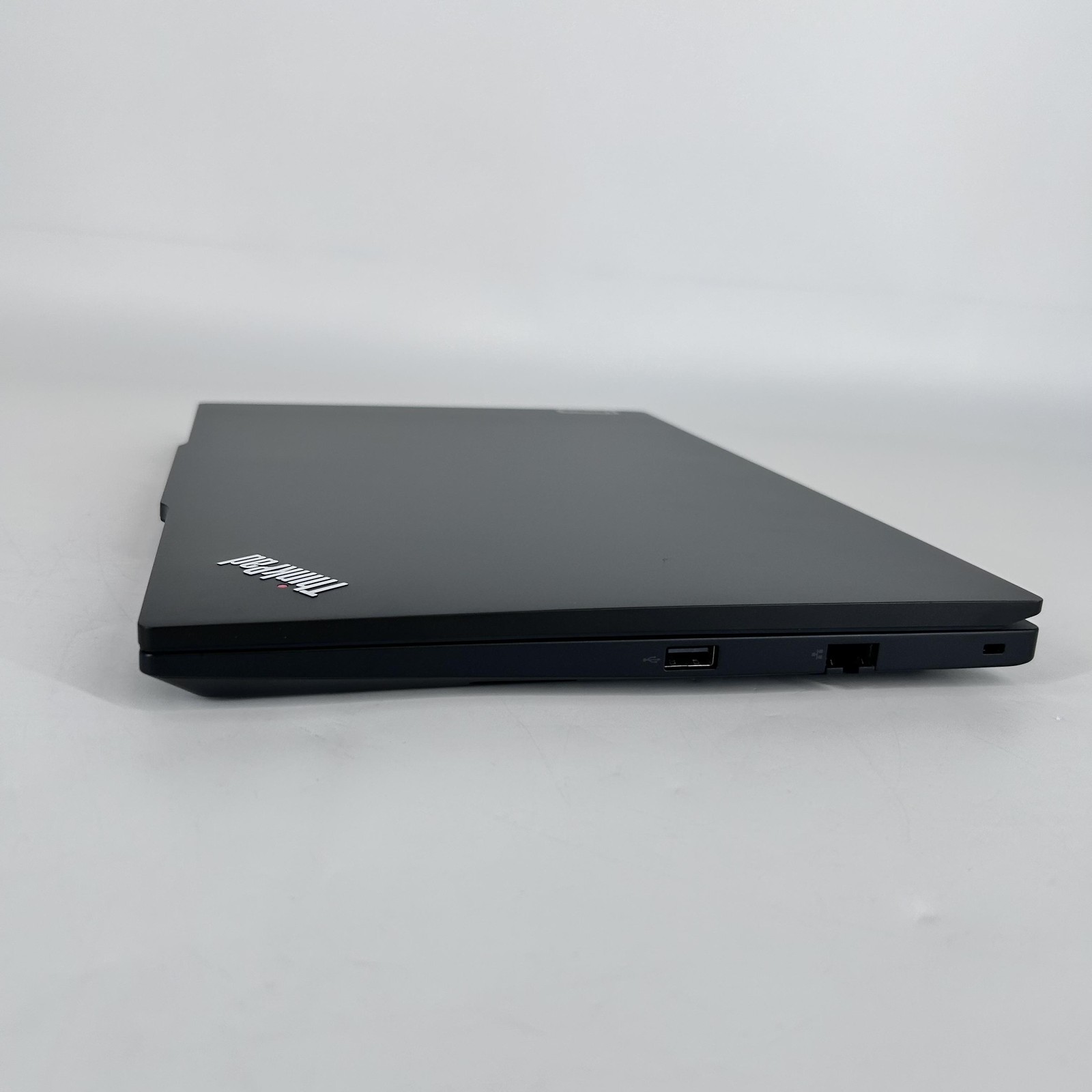 Lenovo ThinkPad E14 Gen 5 FHD+ 1.3 GHz i5-1335U 16GB 256GB SSD Very Good