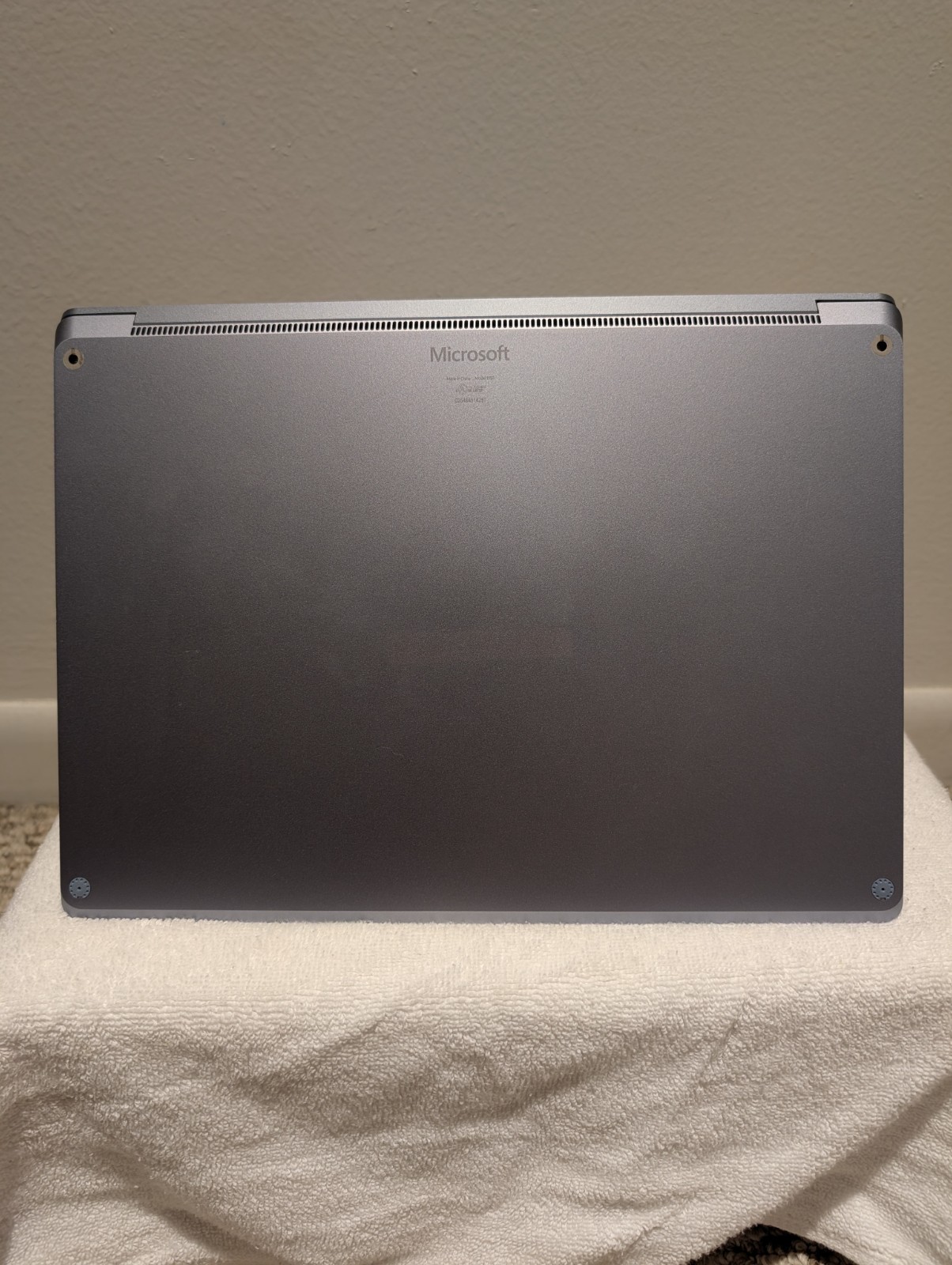 Microsoft Surface Laptop 4 14″ i7-1185g7 16GB 512GB – Very Good
