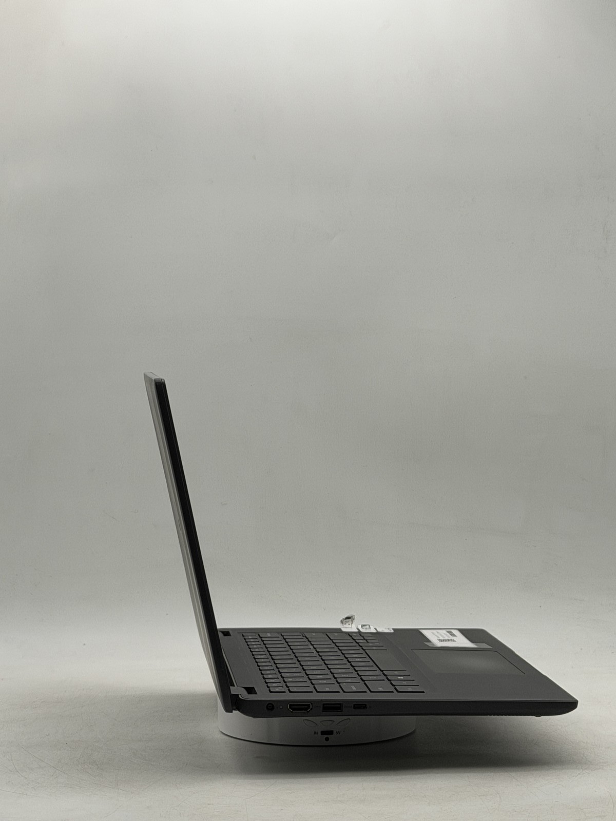 Dell Latitude 3410 14″ i7-10510U 8GB 256GB No OS READ