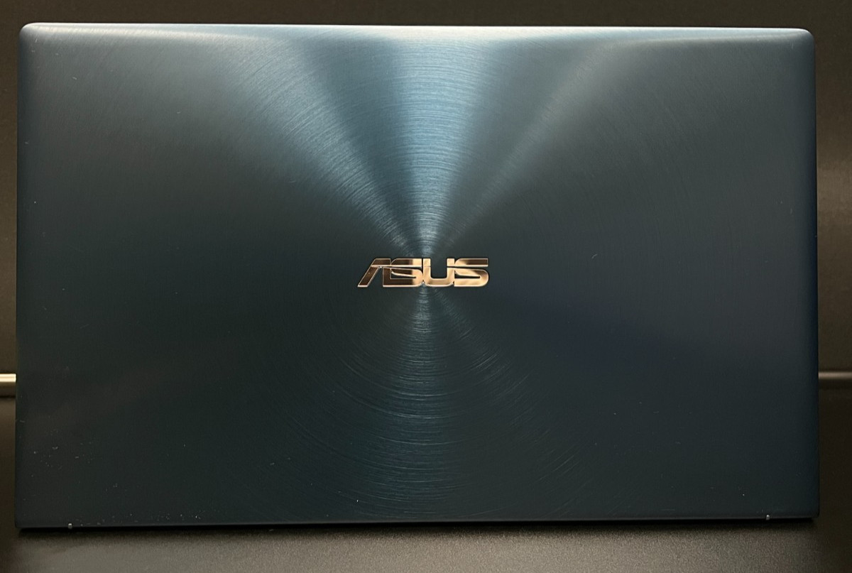 ASUS UX333F Zenbook Laptop Intel Core i7-8565U 16GB RAM 512 GB SSD Royal Blue