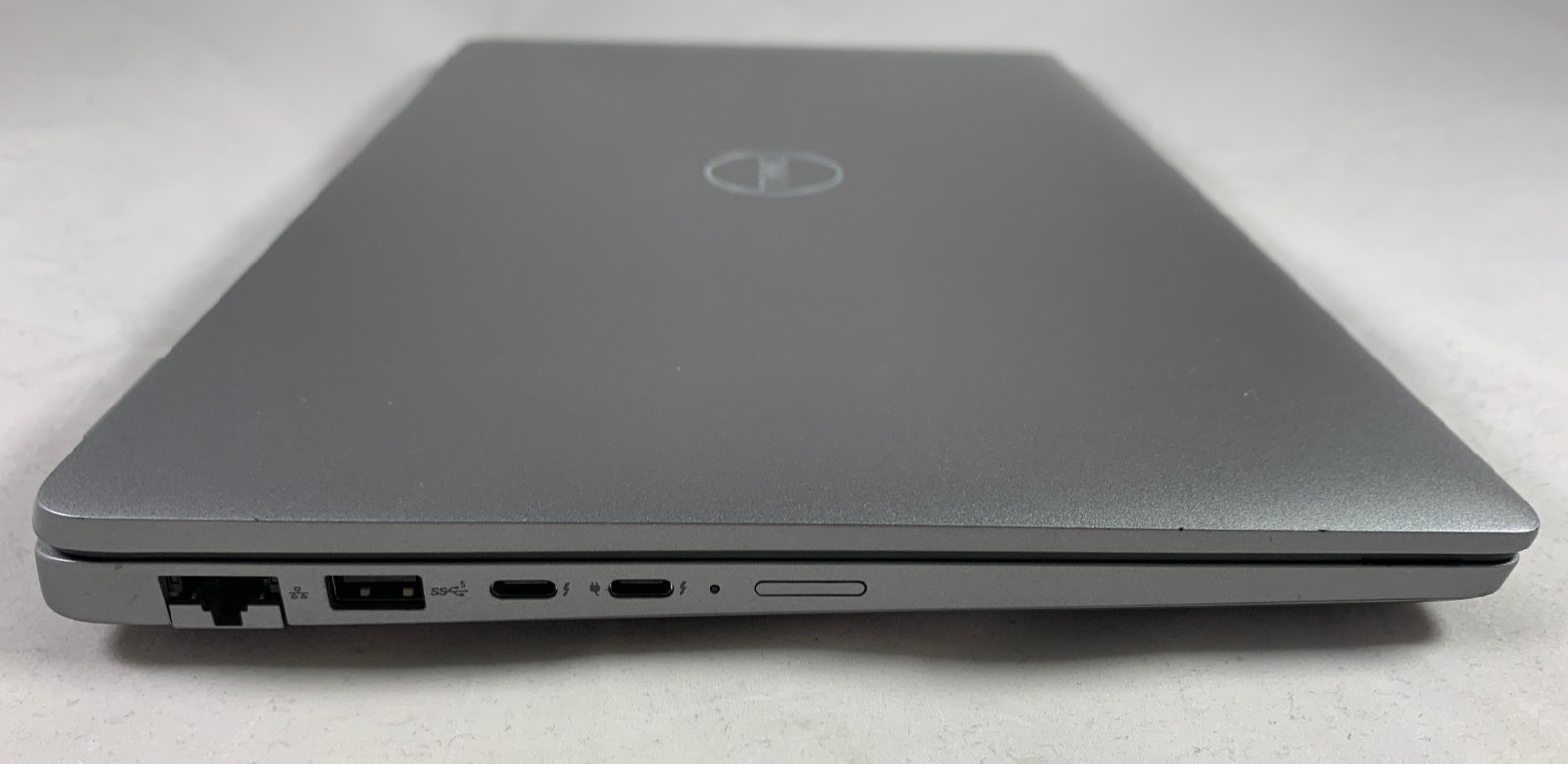 Dell Precision 3490 14″ FHD Ultra 7 155H – 16GB – 512 SSD 3.8 GHz – RTX 500 ada