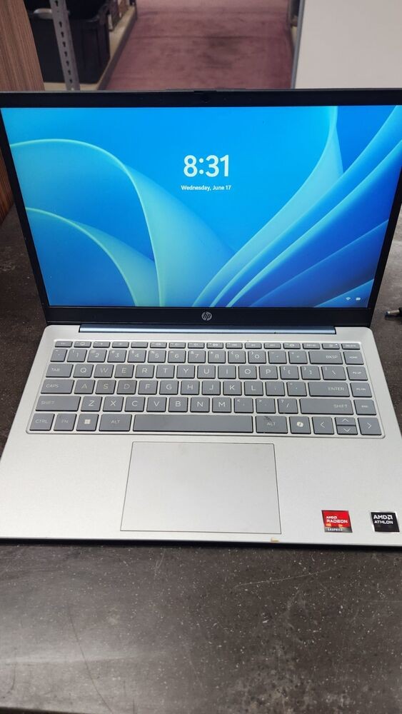 HP 14-EM0002WM 14 in 128Gb 4 gb RAM (524502)