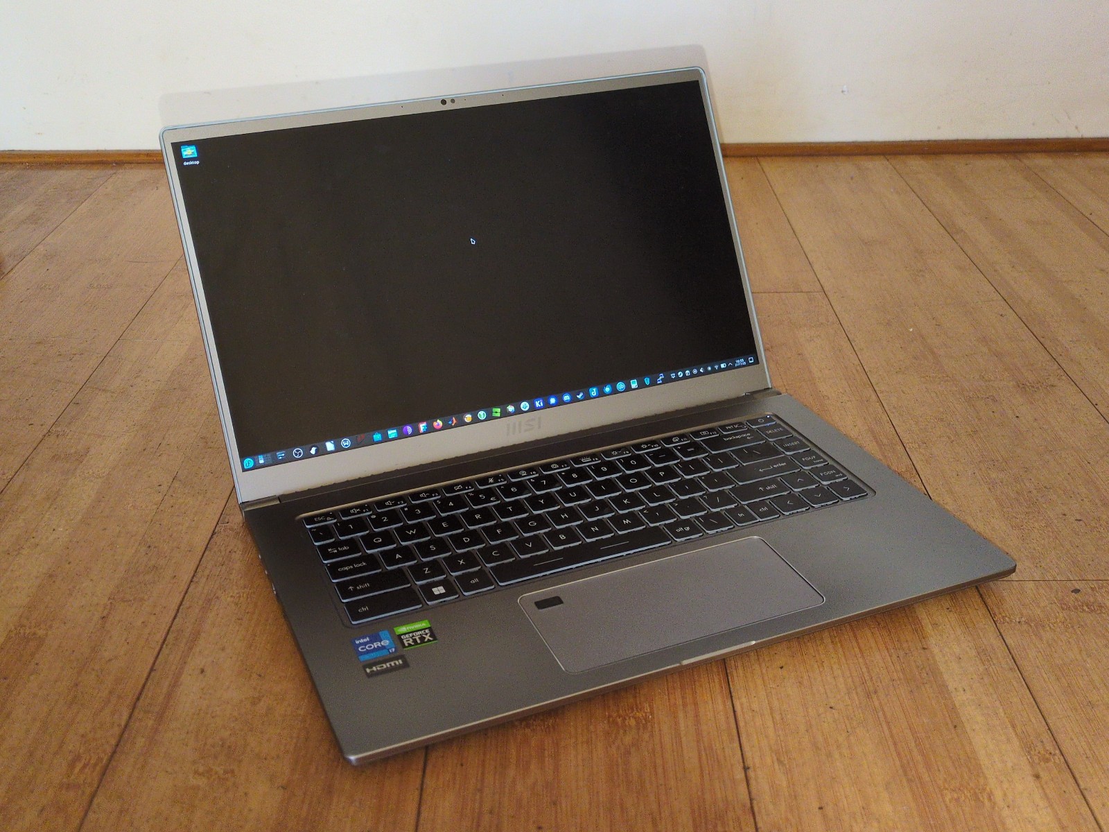 MSI Prestige 15 A12UC RTX 3050 Laptop + Intel Core i7-1280P + 16GB RAM + 1TB SSD