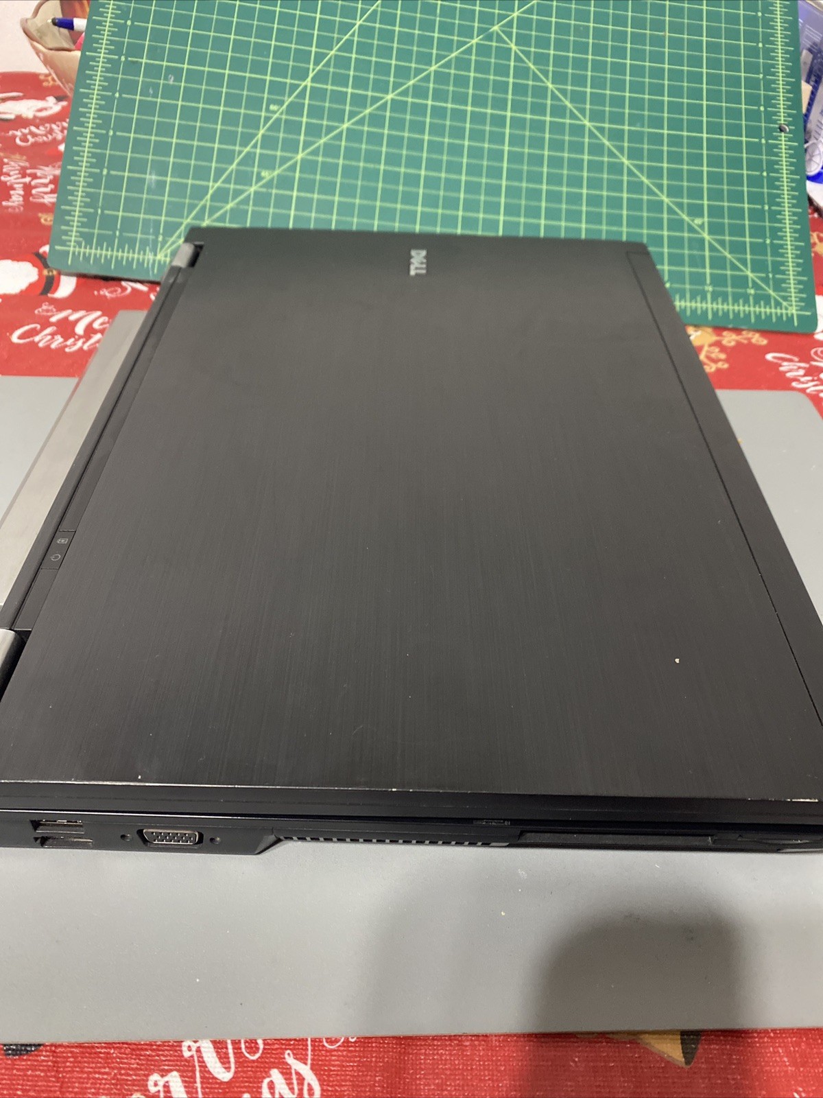 Dell Latitude 15.4″ Laptop PP30L Intel Centrino For Parts Or Repair No HDD