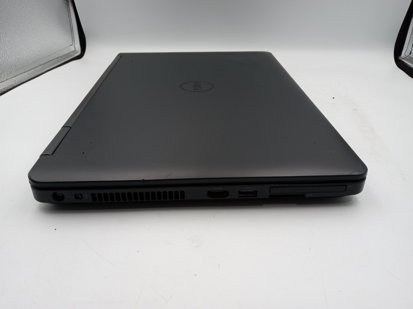 Dell Latitude E5540 15″ Laptop Intel i5-4200U 4GB RAM 256GB SSD Windows 11 -RR