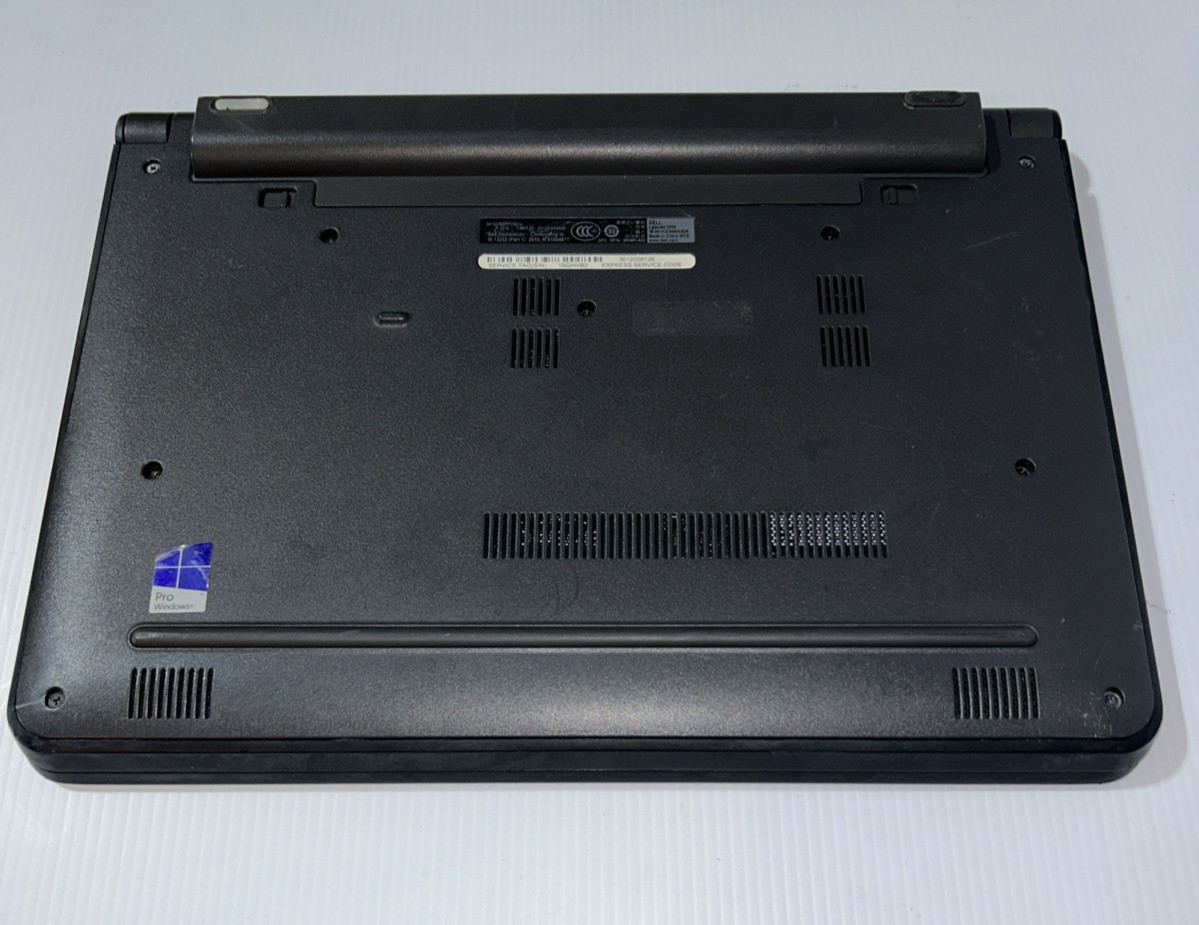 Dell Latitude 3350 Laptop i3-5005U 2.0GHz 4GB 128GB SSD Windows 11