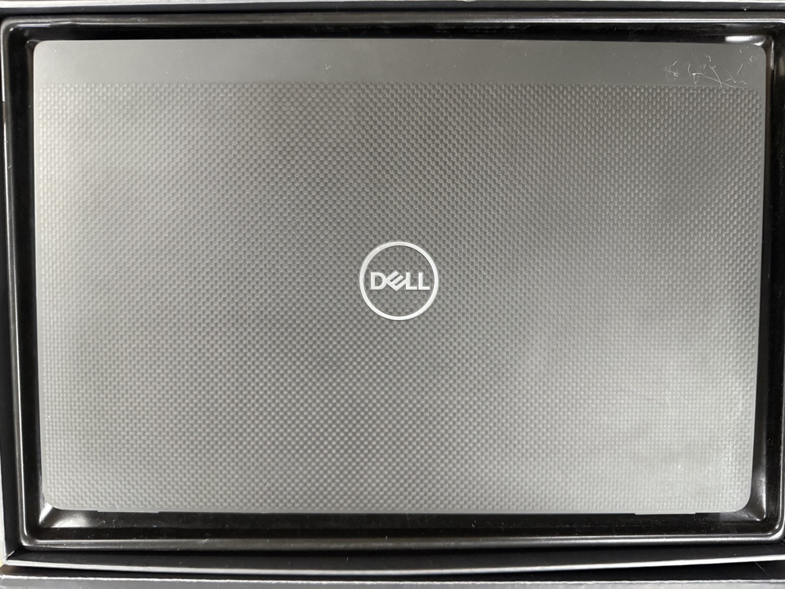 Dell Latitude 7000 526G7 2-in-1 Laptop Tablet 14″ 16GB 256GB SSD i7-10610U HDMI
