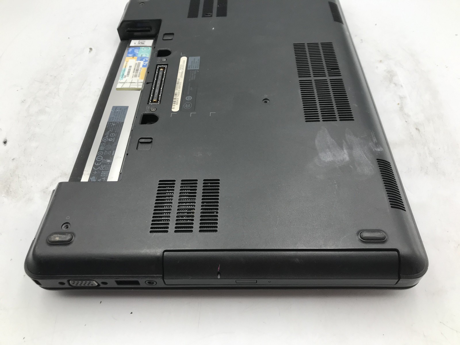 DELL LATITUDE E5440 – FOR PARTS/REPAIR – INTEL I5 4TH GEN – NO RAM – READ – BB!!