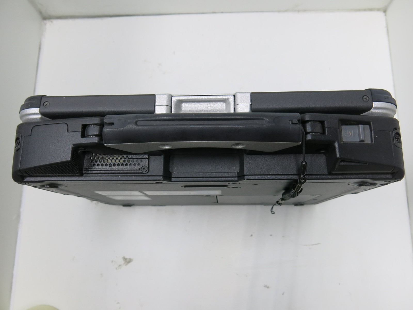 Panasonic Toughbook CF-31 MK1 | i5-520M 2.4GHz 4GB | Touch | Powers ON |