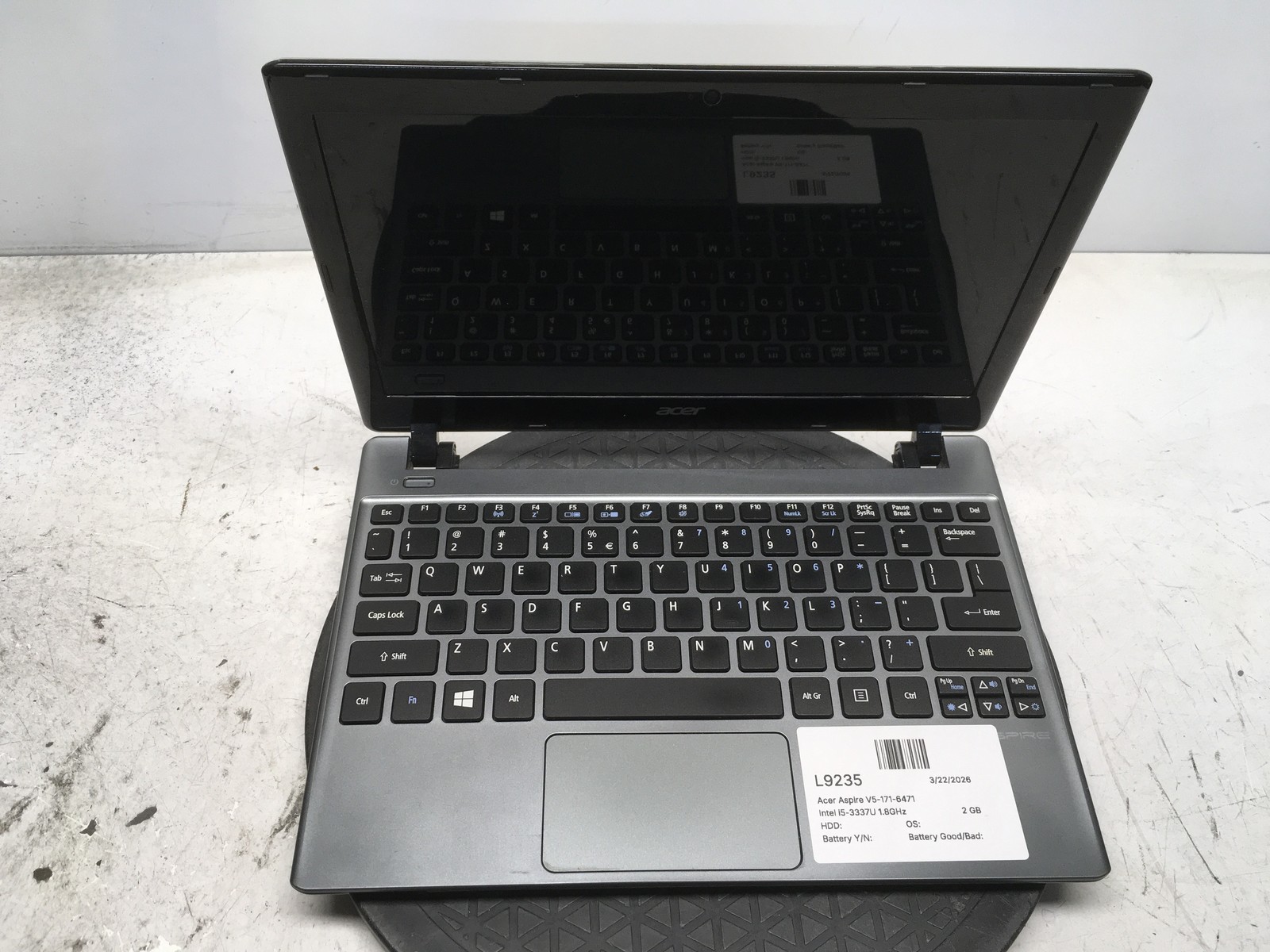 Acer Aspire V5-171-6471 Intel i5-3337U 1.8GHz 2 GB NO HDD No Batt