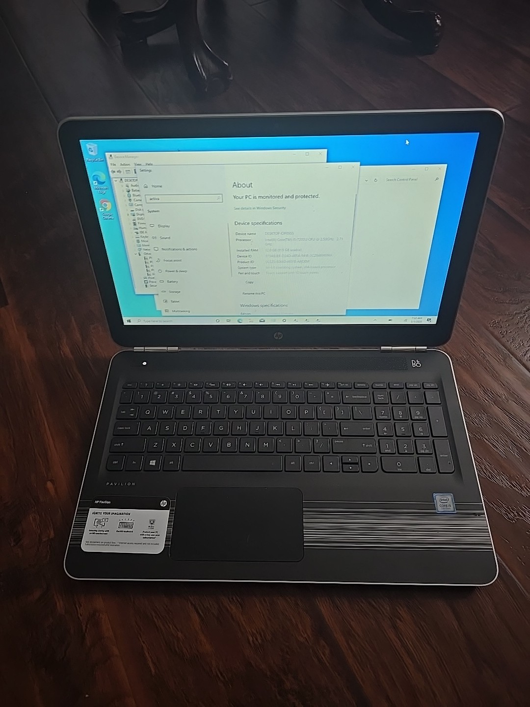 HP PAVILION 3168NGW/ INTEL CORE i5 2.5 GHZ. Touchscreen 1TB HDD 12 GB RAM WIN10