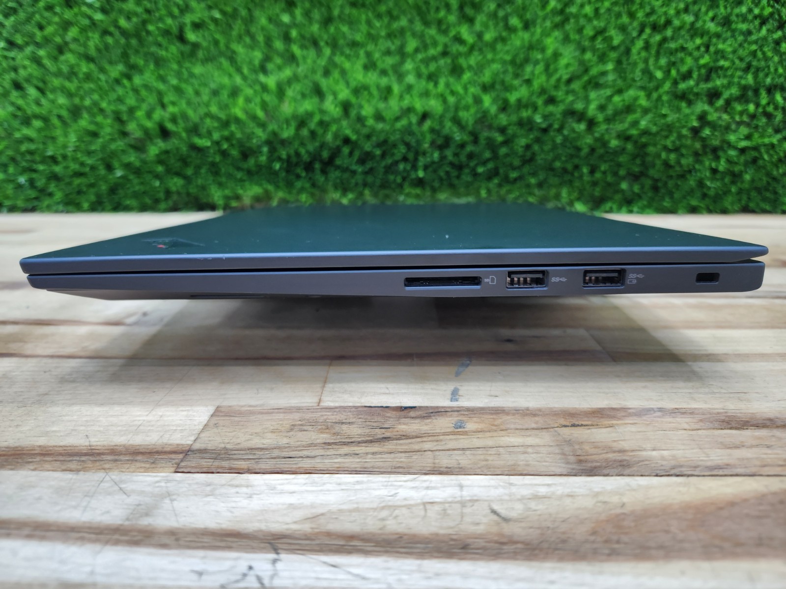 Lenovo ThinkPad P1 Gen 3 15.6″ FHD i7-10750H 2.6GHz 32GB 512GB SSD Quadro T1000~