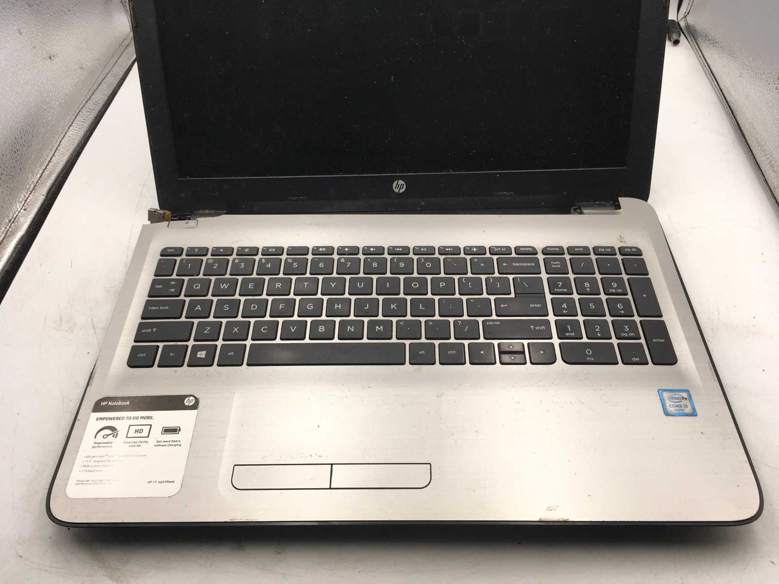 HP 15 AY039WM – FOR PARTS/DAMAGED CASE – INTEL i3-6100U – 8GB RAM – READ DESC-BB