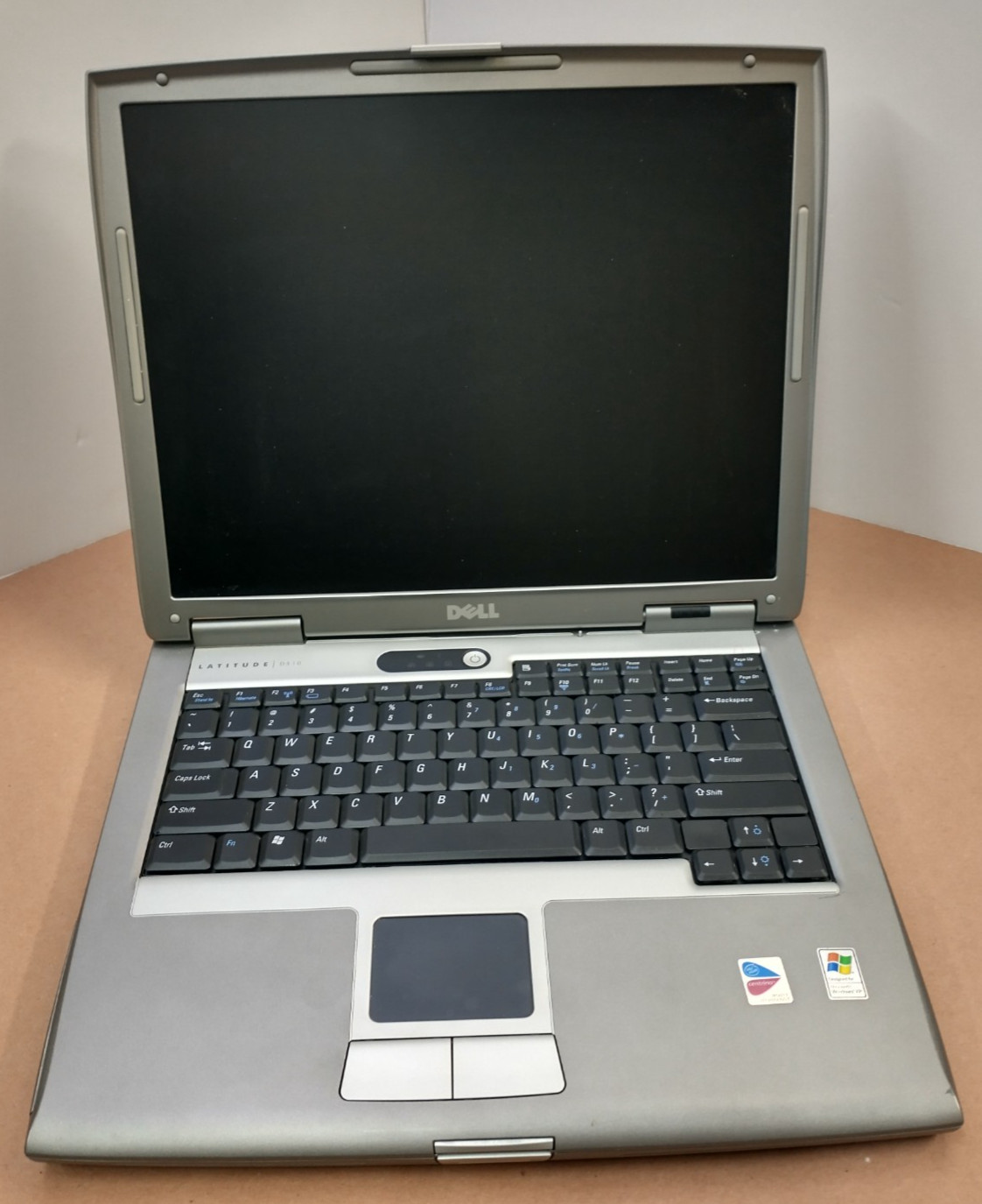 Dell 15″ XGA D510 Linux Pre-Installed AntiX / Parallel+Serial+Ethernet+WIFI+USB