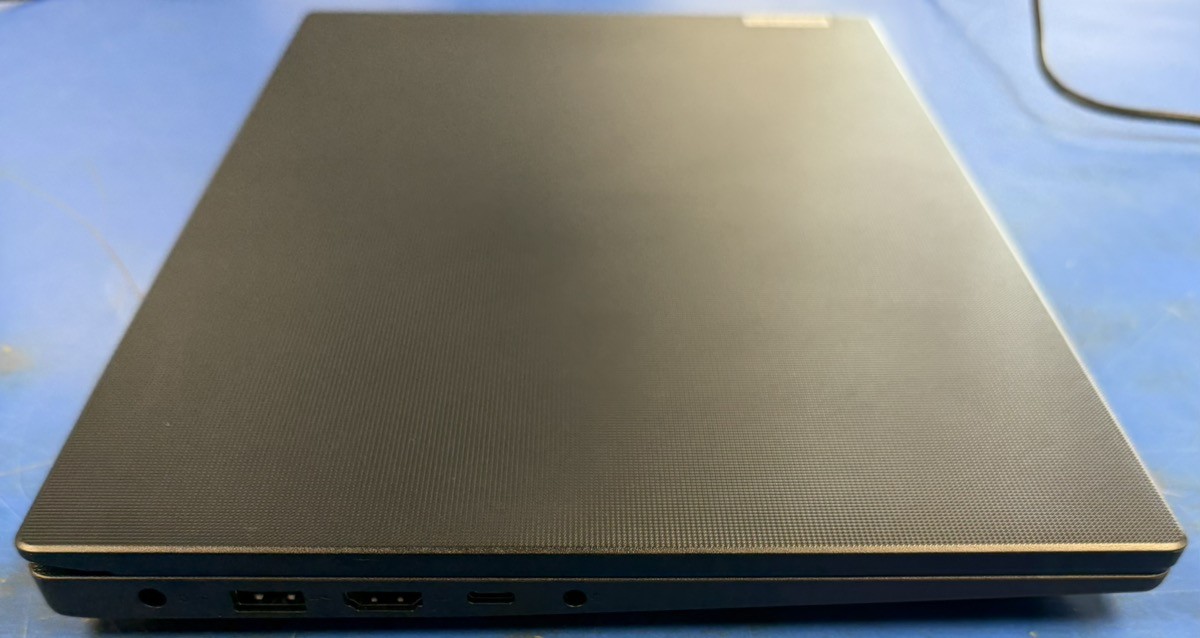 LENOVO V14 G4 AMN 8GB RAM, 256GB SSD, AMD 7520U, WINDOWS 11 PRO (C57006985)