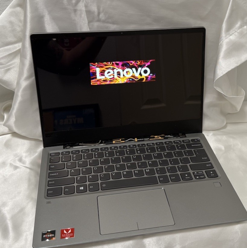 Used Lenovo Ideapad 720S-13ARR