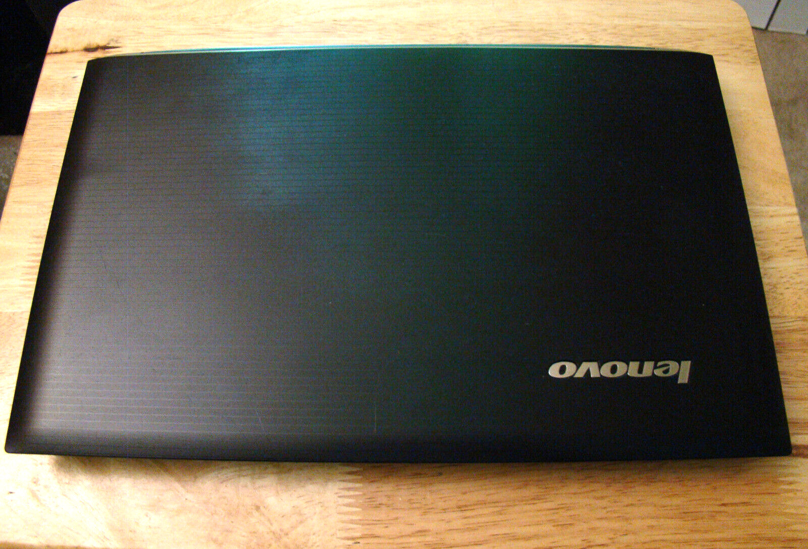 Lenovo B570/Pentium B960 2.20ghz/6gb/320gb/Windows 10 Pro/Web/Hdmi/Vga/15.6