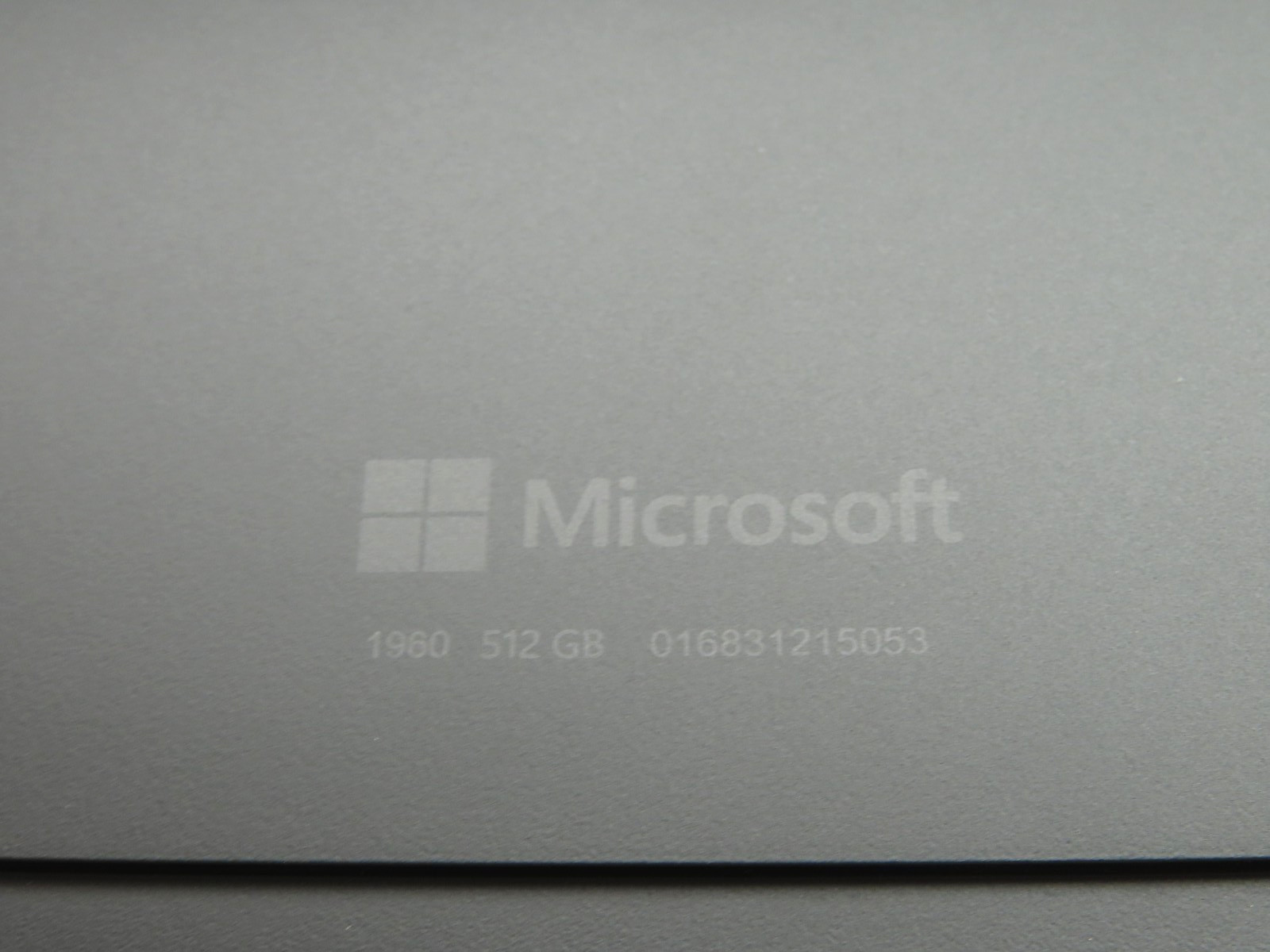 Microsoft Surface Pro 7+ 1960 12.3″ Intel i7-1165G7 16GB RAM 512GB SSD Read