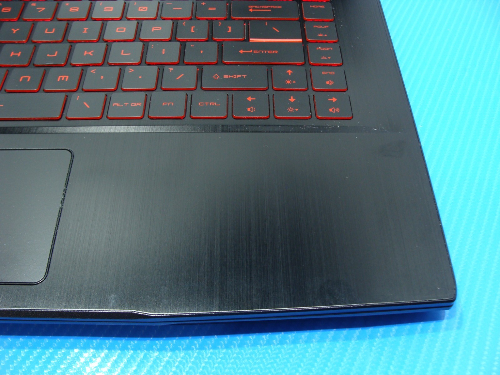 MSI Thin GF63 15.6” FHD 144hz core i5-12450H 2.0GHz 8GB 512GB SSD RTX 2050 4GB