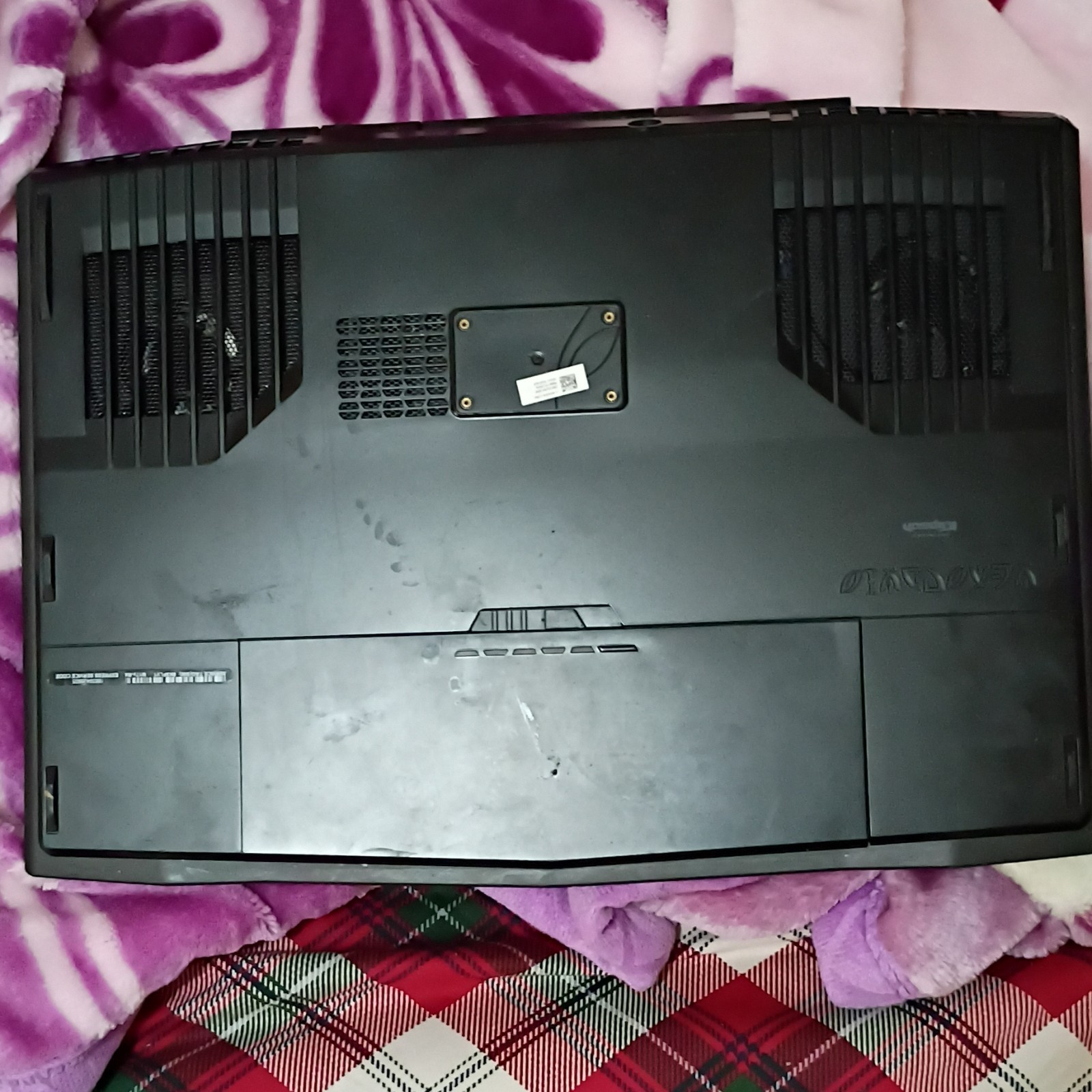 Alienware 17 17.3″ Gaming Laptop i7 2.4GHz 16GB 1TB+256GB GTX 780M