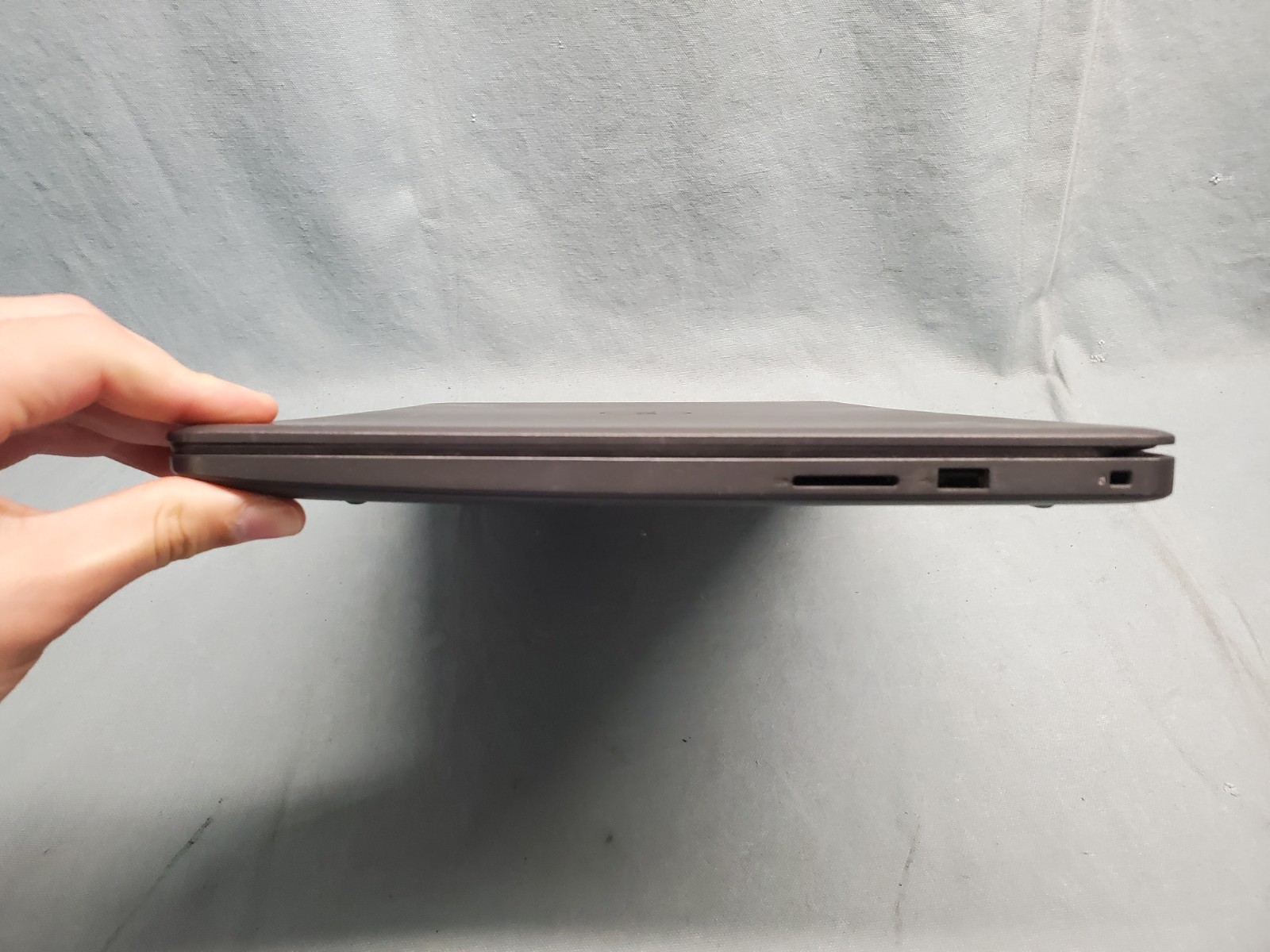 Dell Inspiron 15 3501 i5 1135G7 2.40GHz/NO RAM/ NO SSD *Parts* #2810