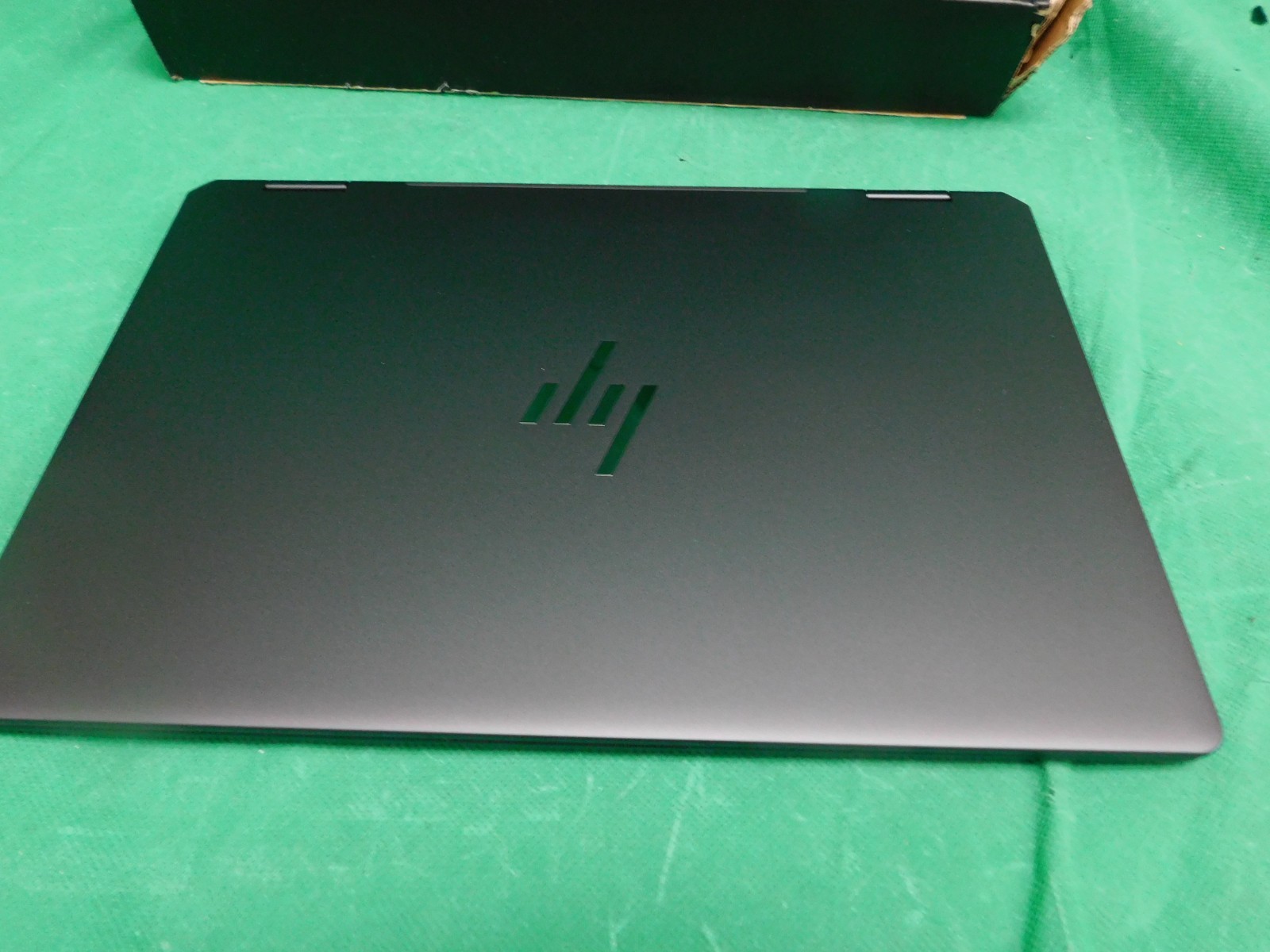 HP – OmniBook Ultra Flip – 14″ 3K OLED Touch-Screen Laptop – Free Shipping